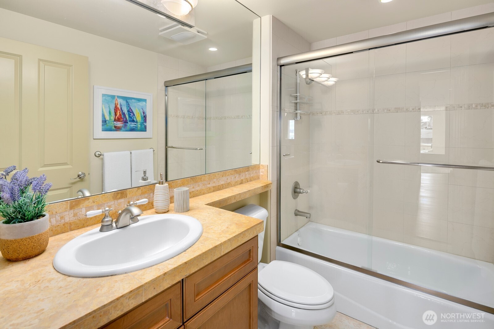 2100 Thorndyke Avenue W Unit: 402