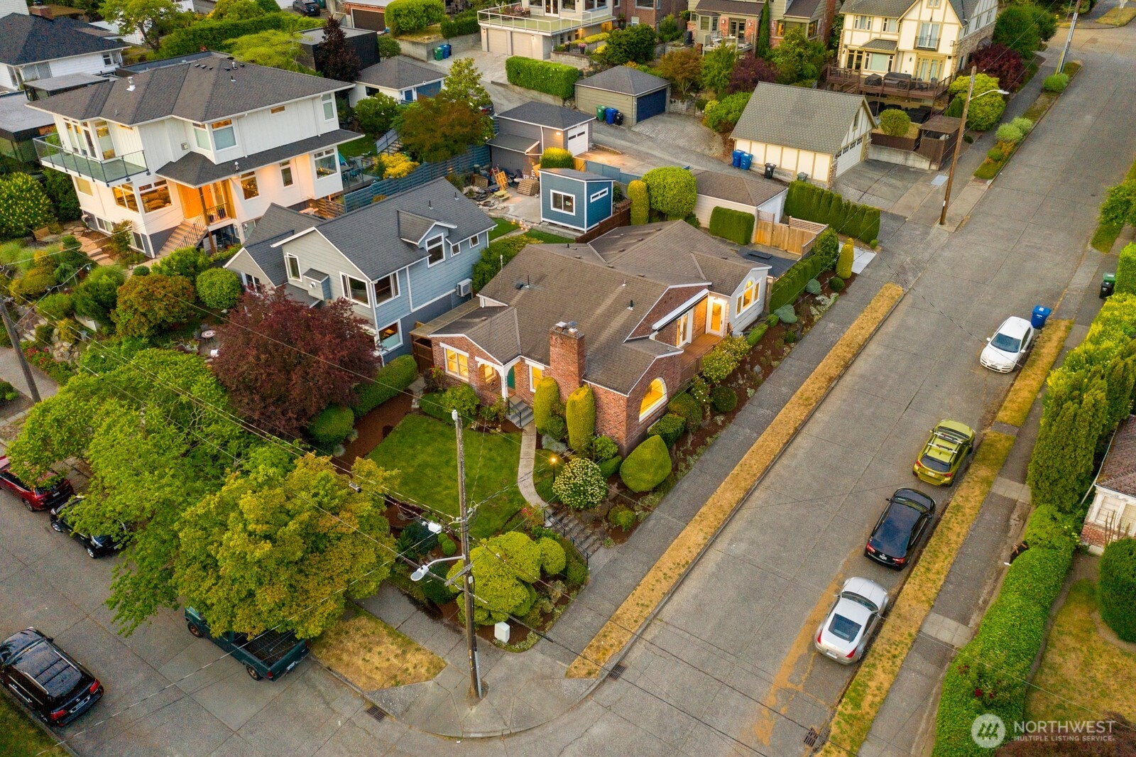 2802 29th Avenue W