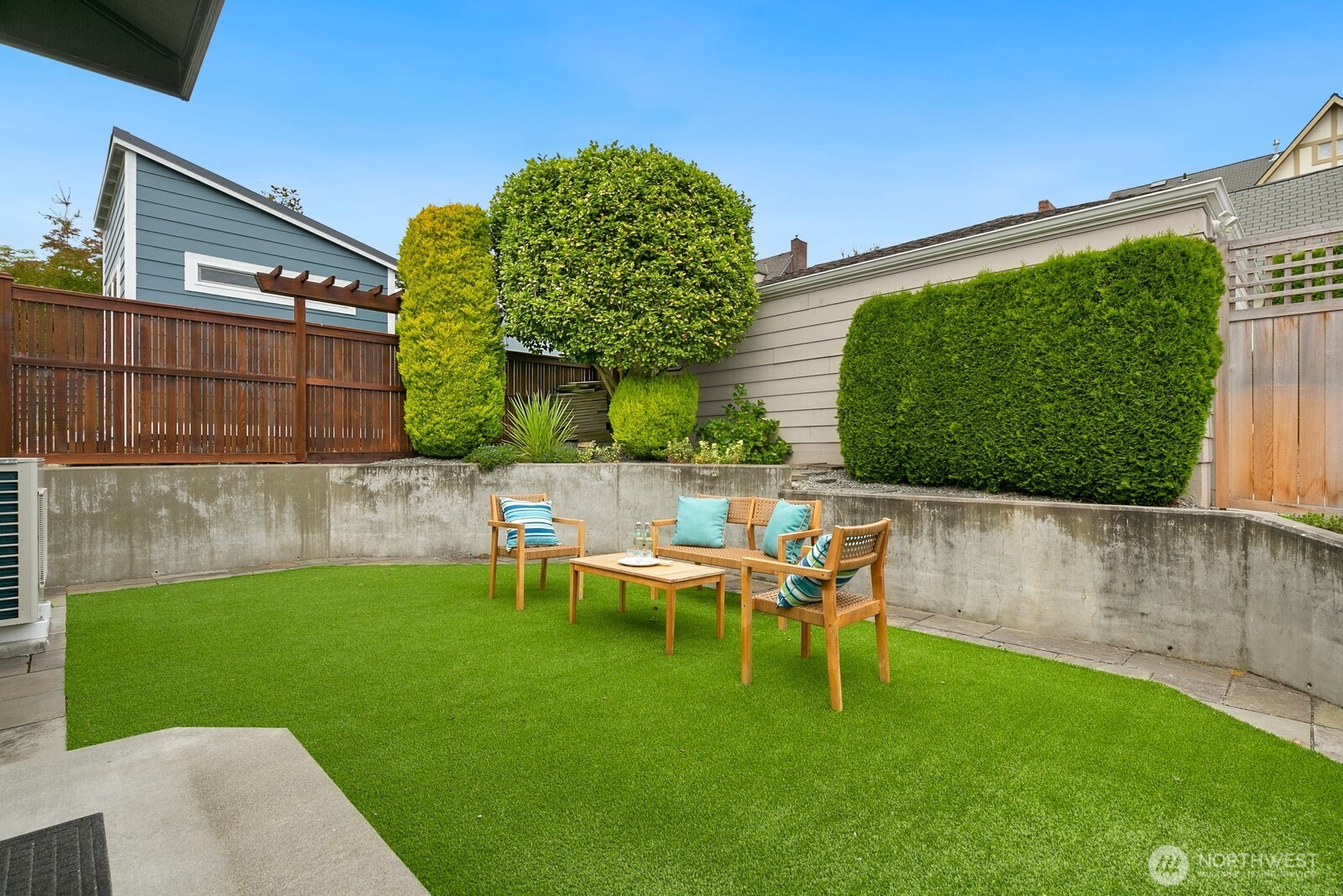 2802 29th Avenue W