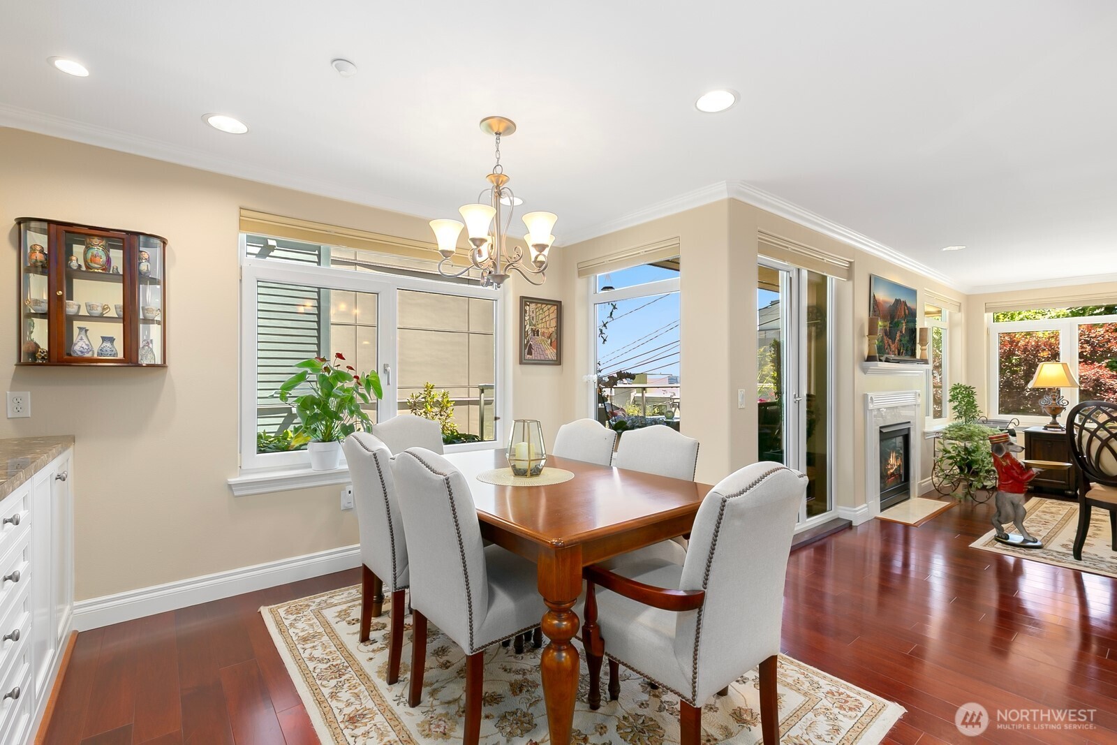 2100 Thorndyke Avenue W Unit: 101