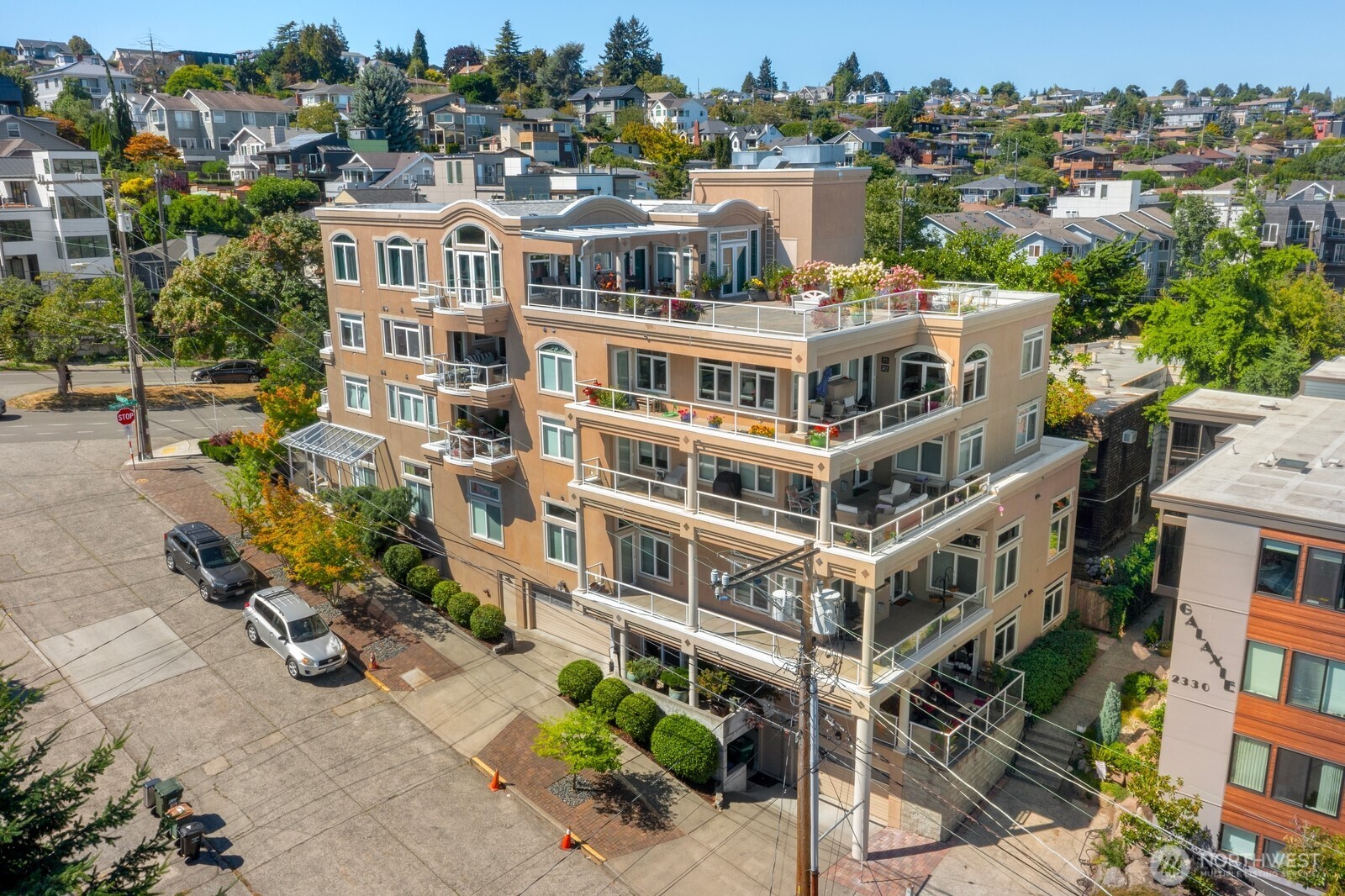 2100 Thorndyke Avenue W Unit: 101