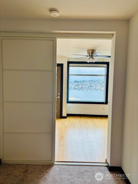 655 Crockett Street Unit: B405