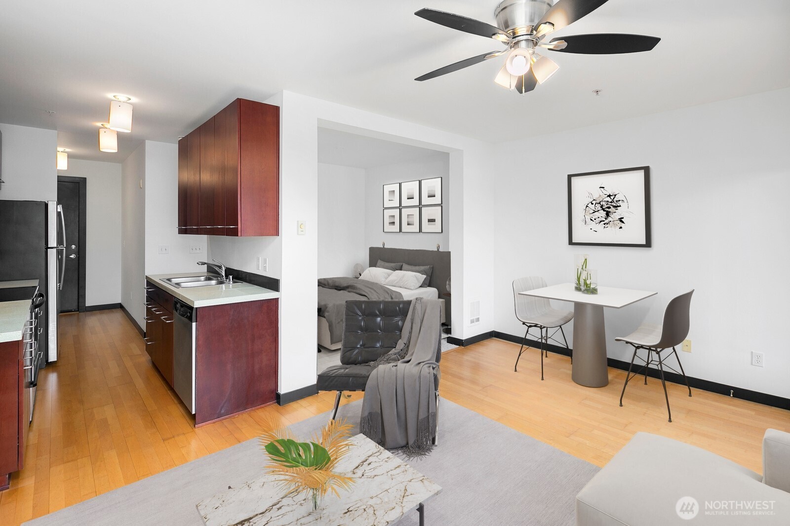 655 Crockett Street Unit: B405