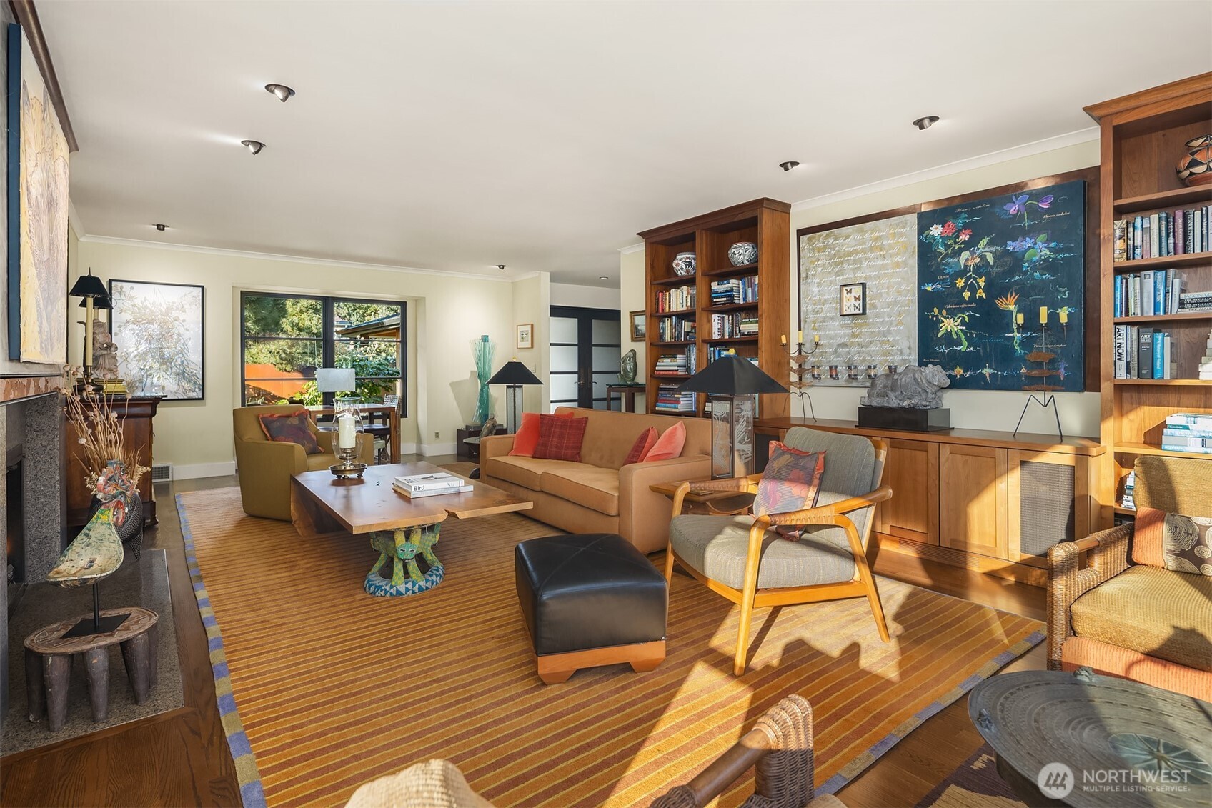 1561 Magnolia Boulevard W