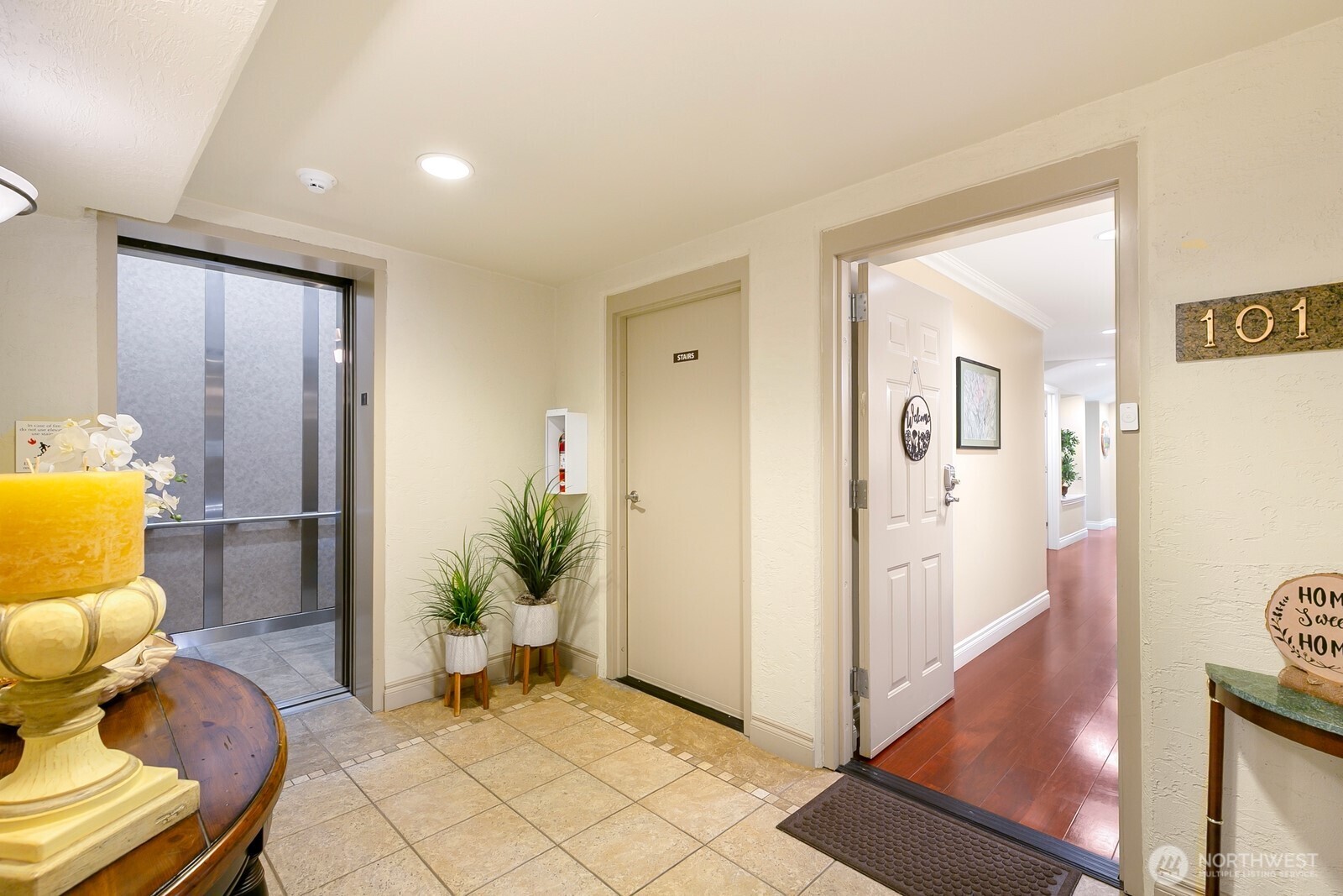 2100 Thorndyke Avenue W Unit: 101