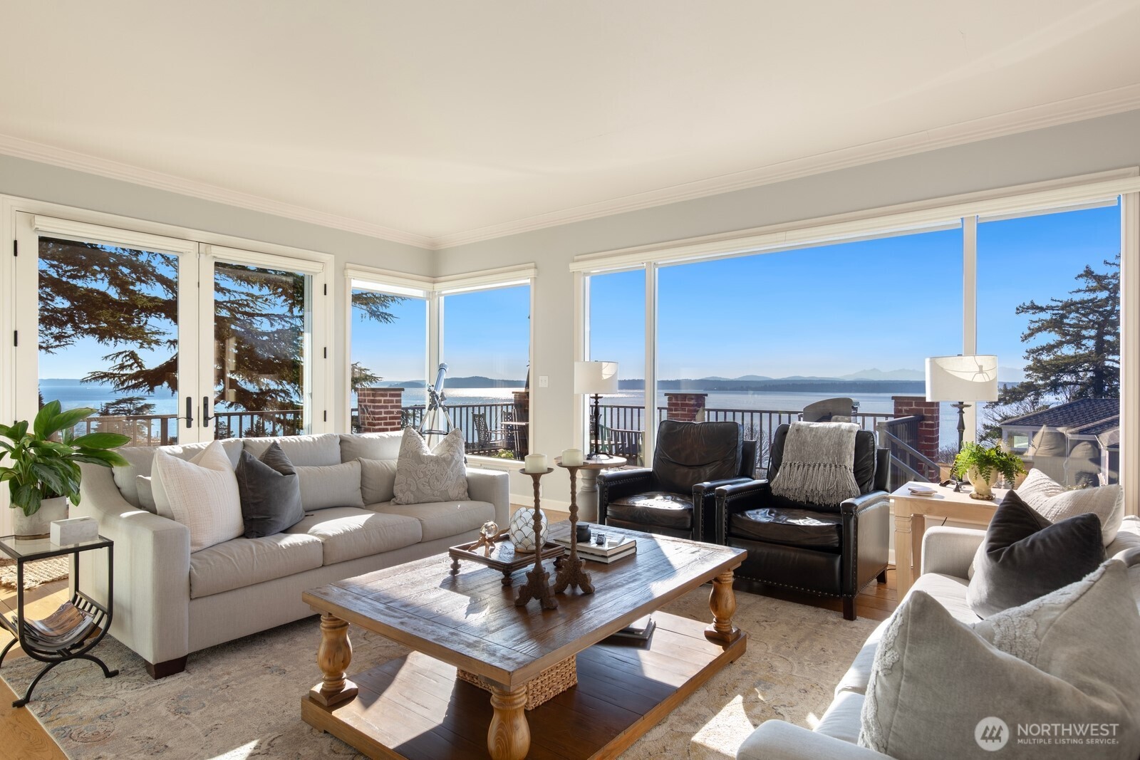 2803 Magnolia Boulevard W