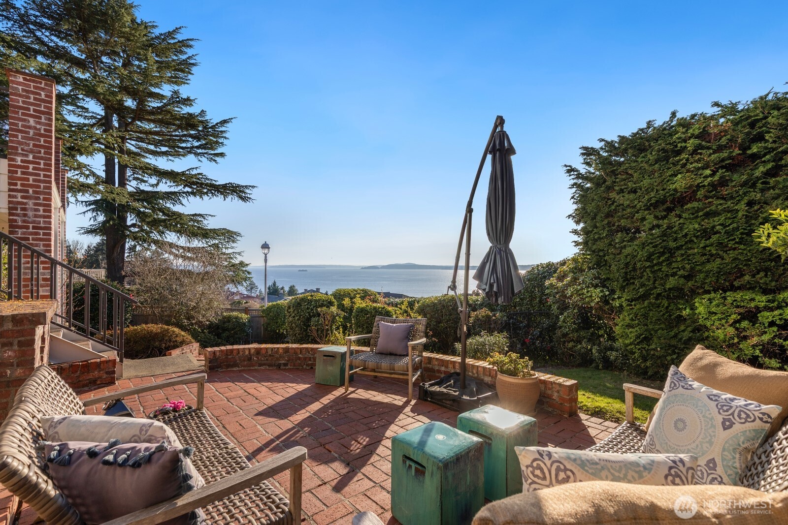 2803 Magnolia Boulevard W