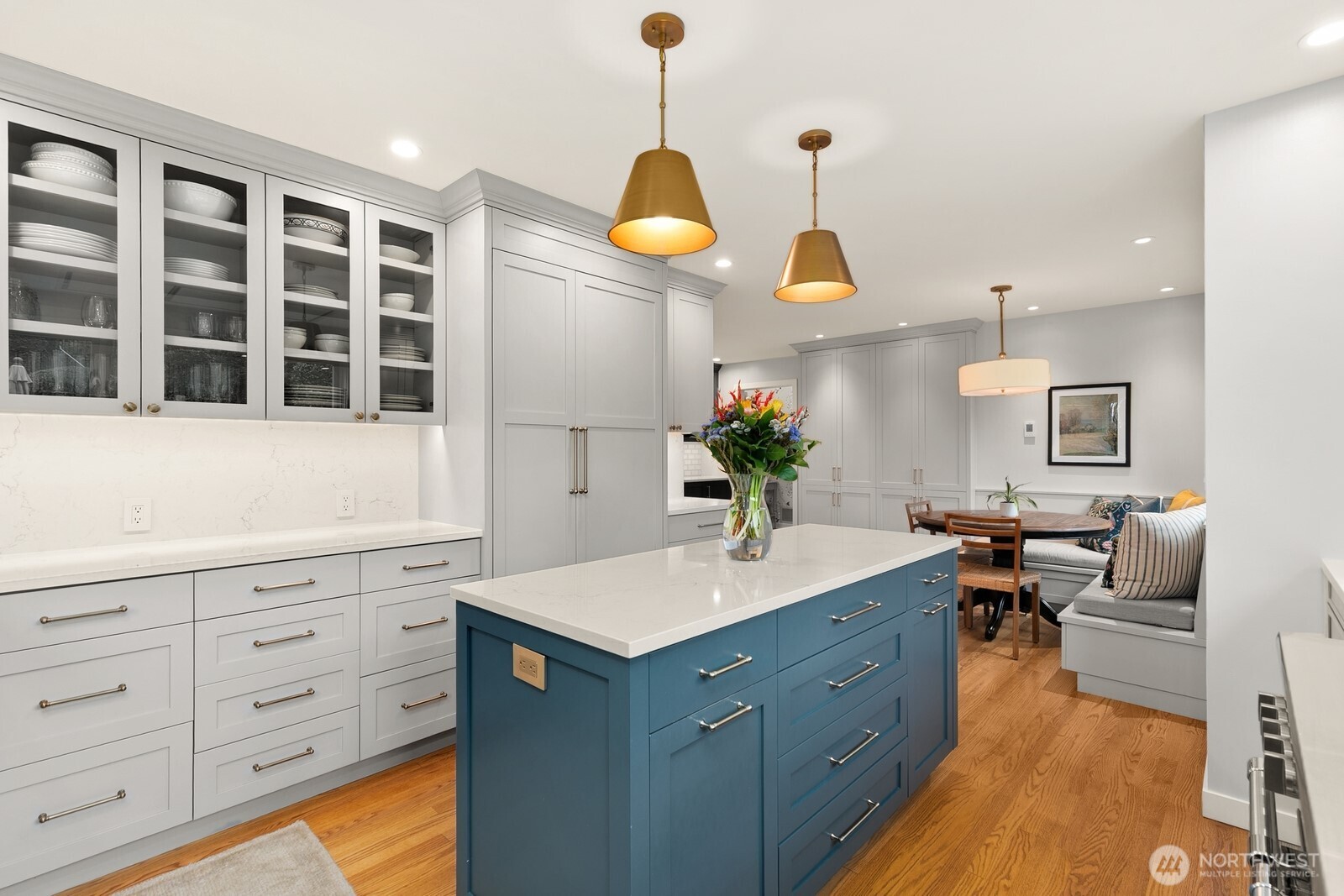 2803 Magnolia Boulevard W