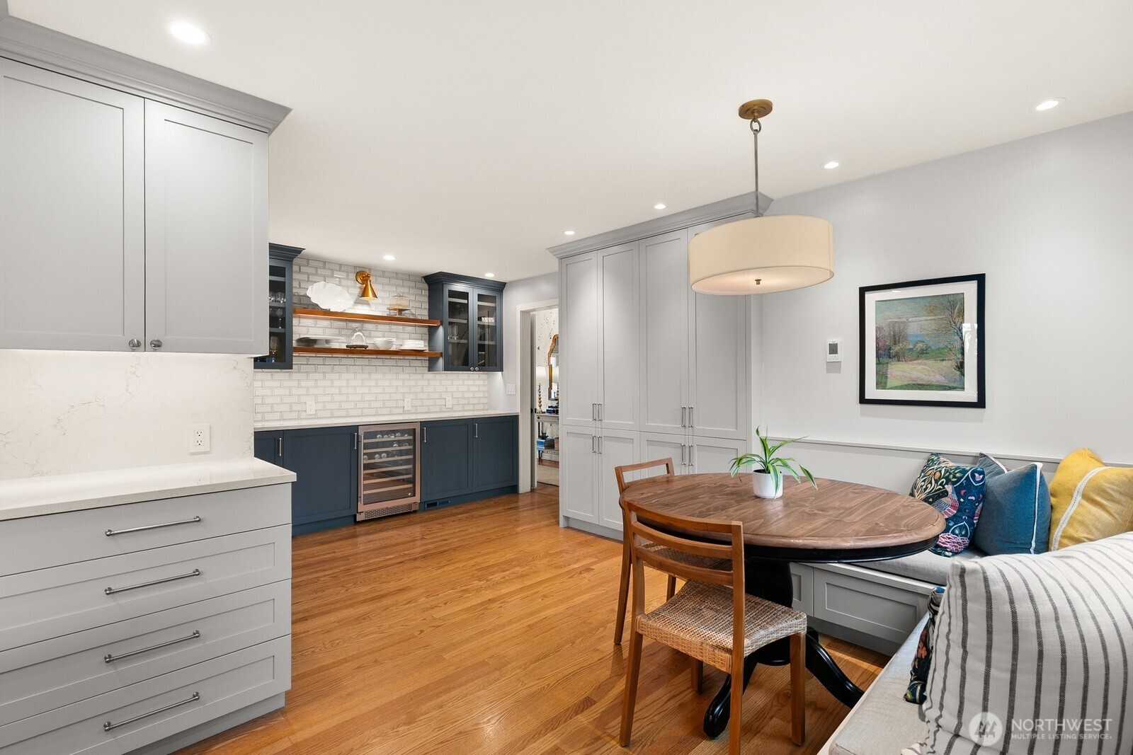 2803 Magnolia Boulevard W