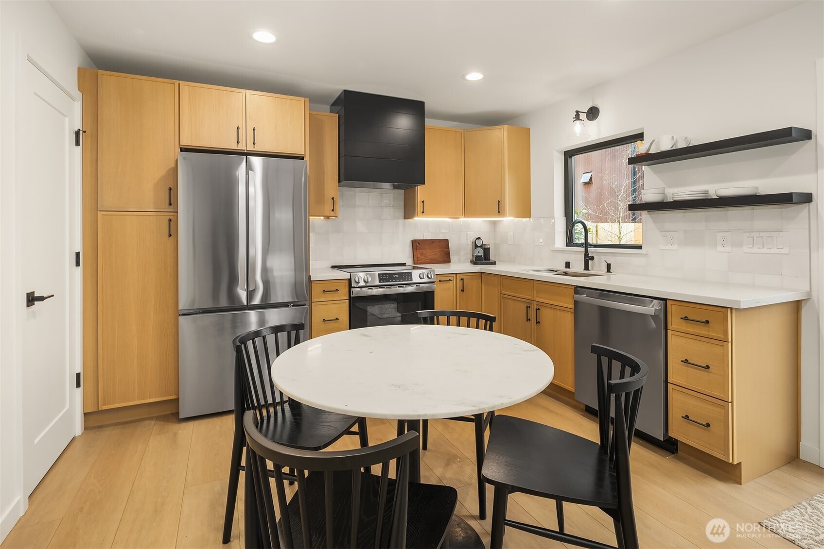 4009 33rd Avenue W Unit: B