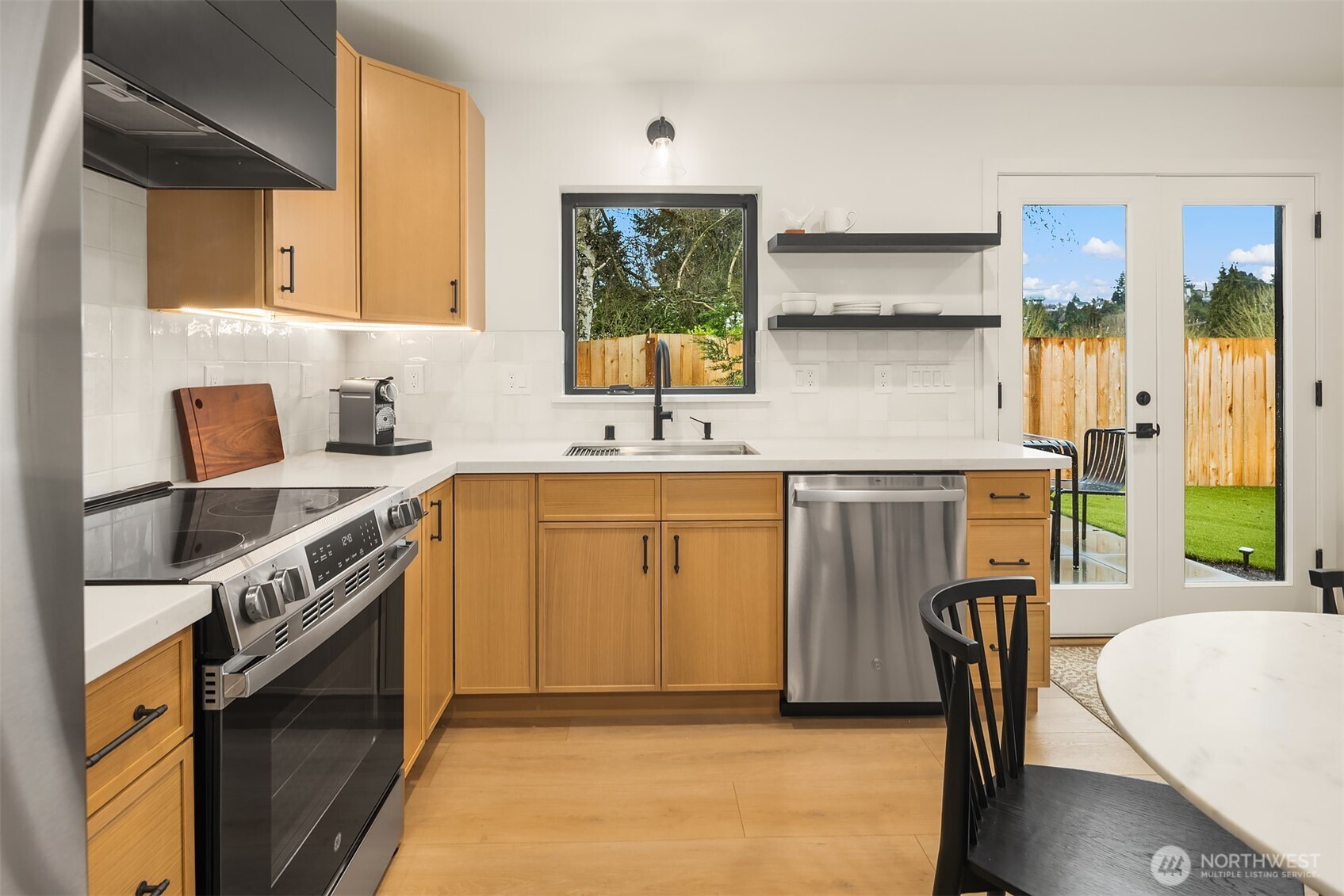 4009 33rd Avenue W Unit: B