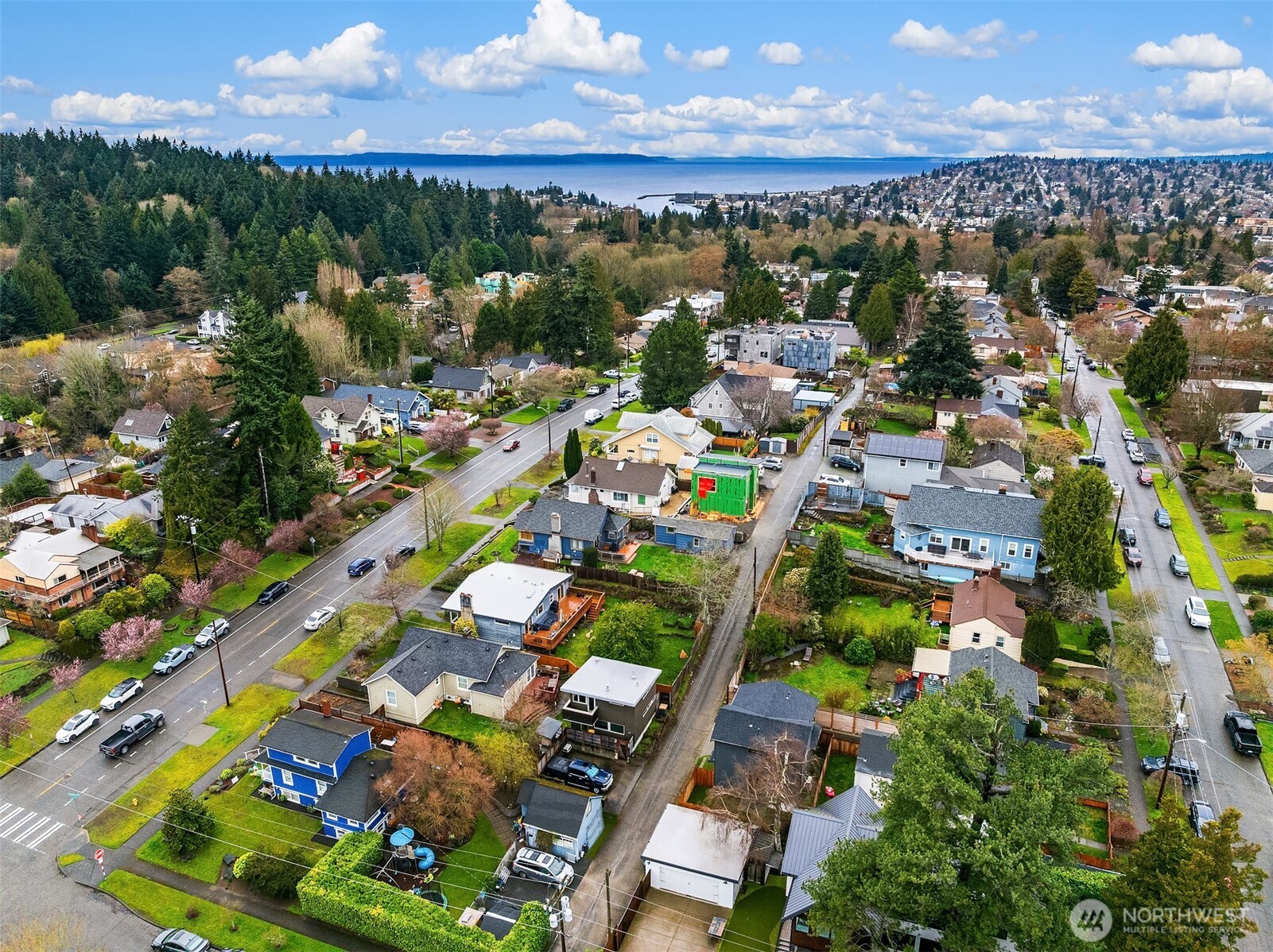 4009 33rd Avenue W Unit: B