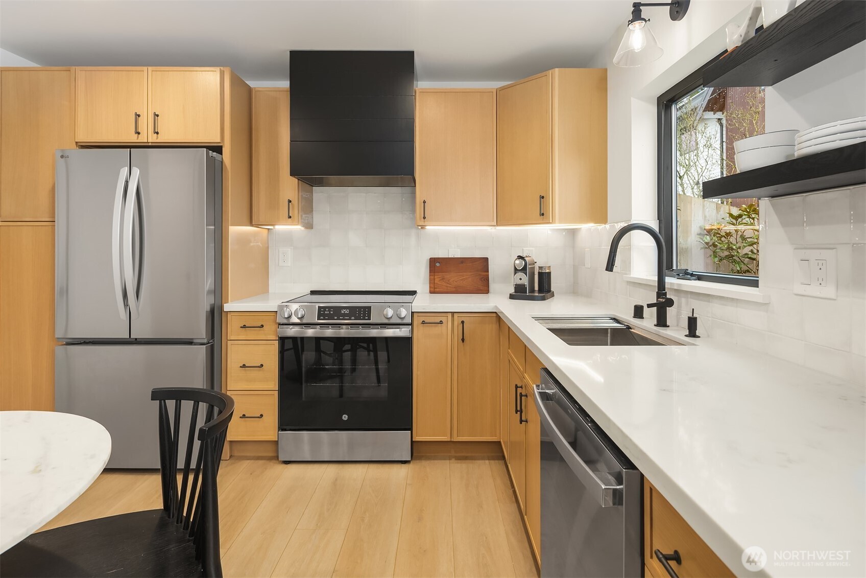 4009 33rd Avenue W Unit: B