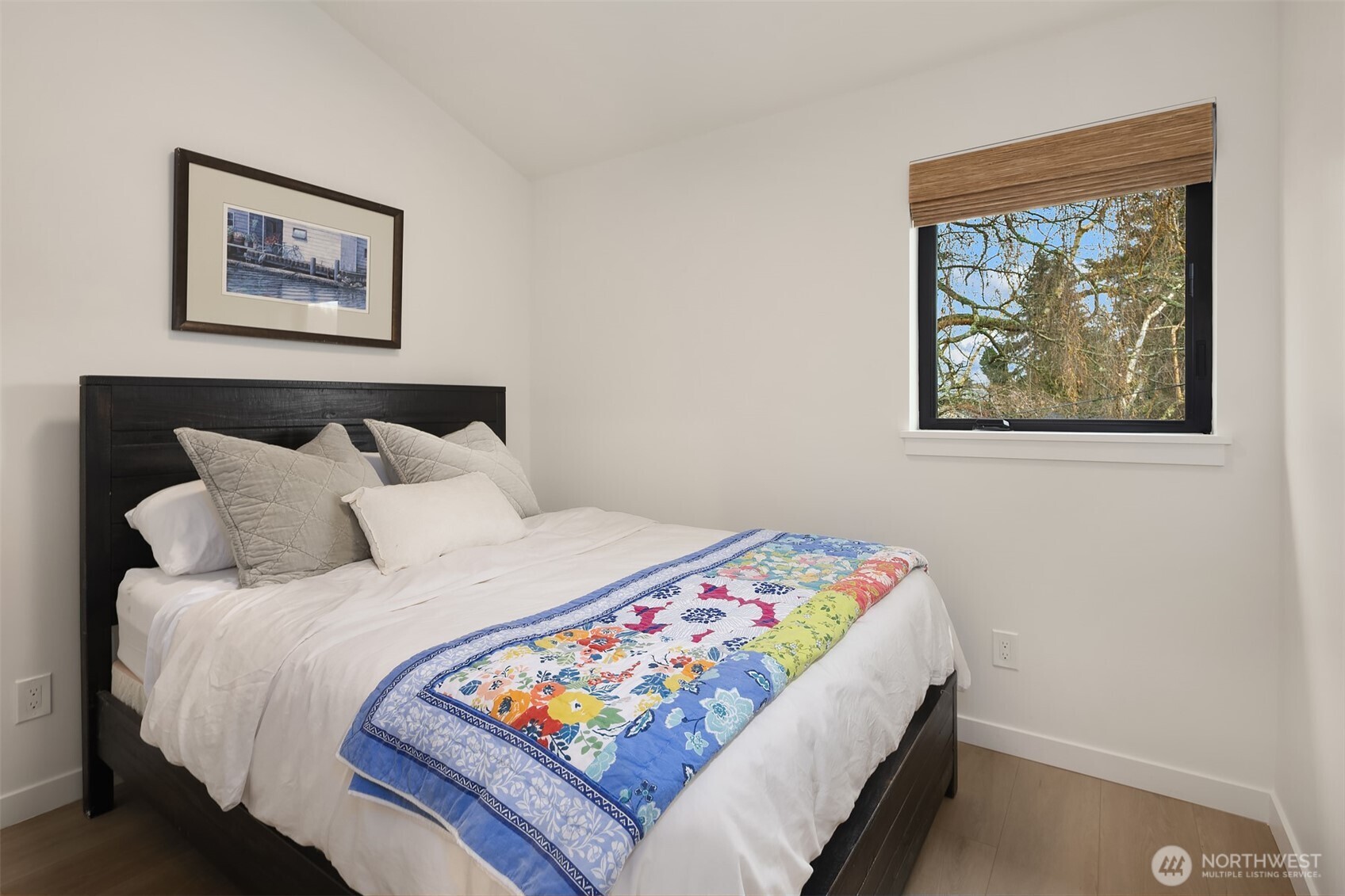 4009 33rd Avenue W Unit: B