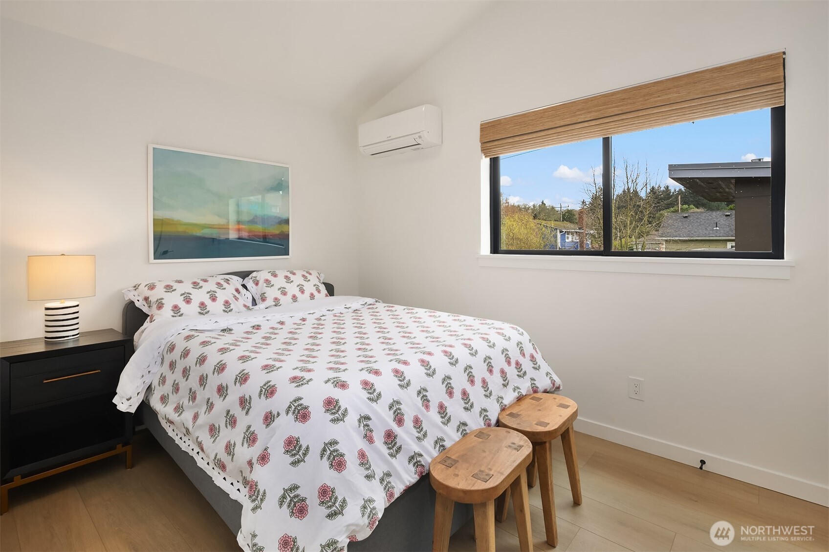 4009 33rd Avenue W Unit: B