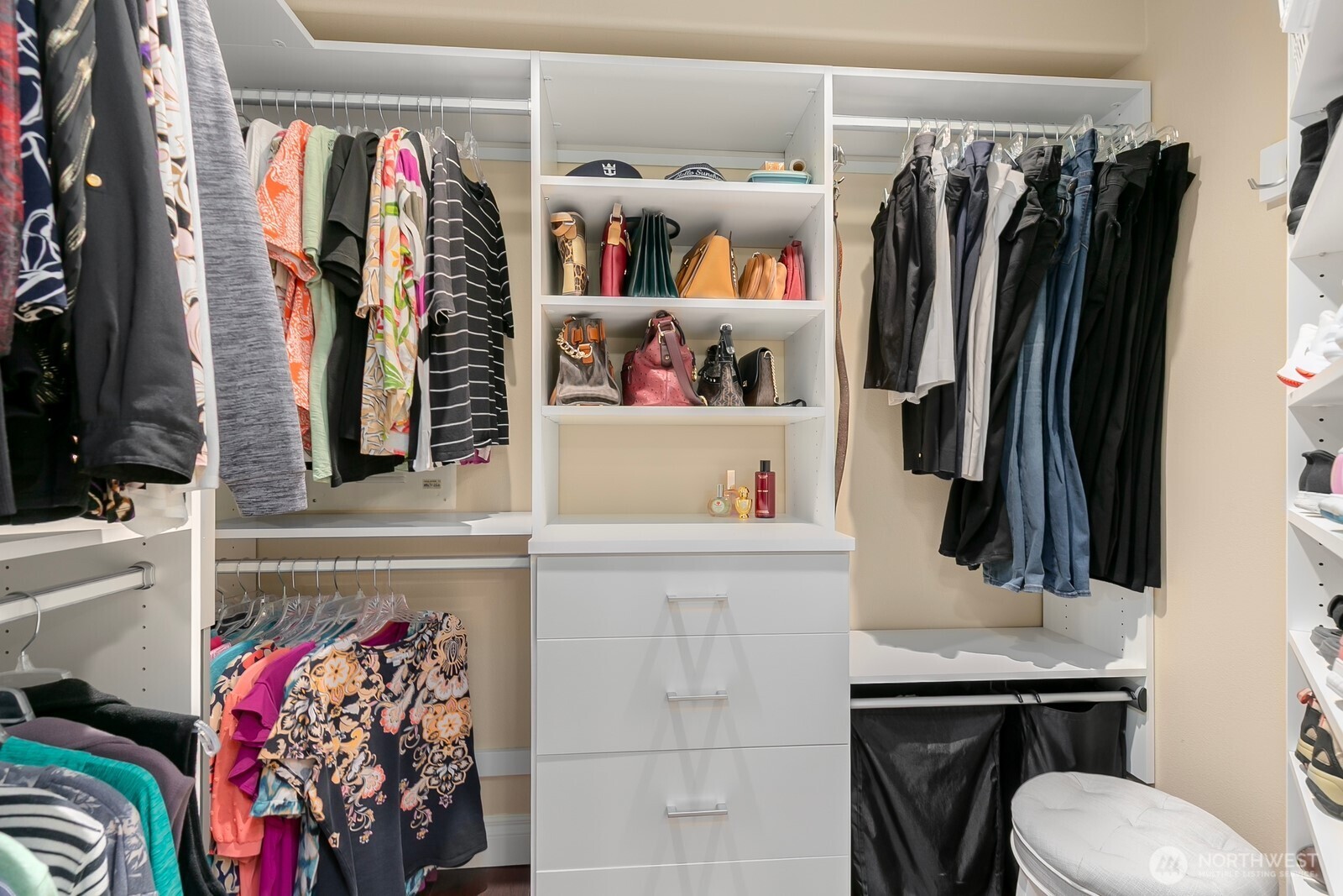 2100 Thorndyke Avenue W Unit: 101