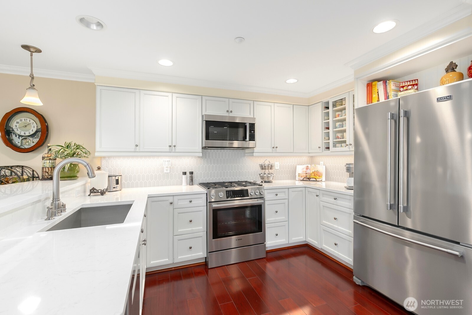 2100 Thorndyke Avenue W Unit: 101