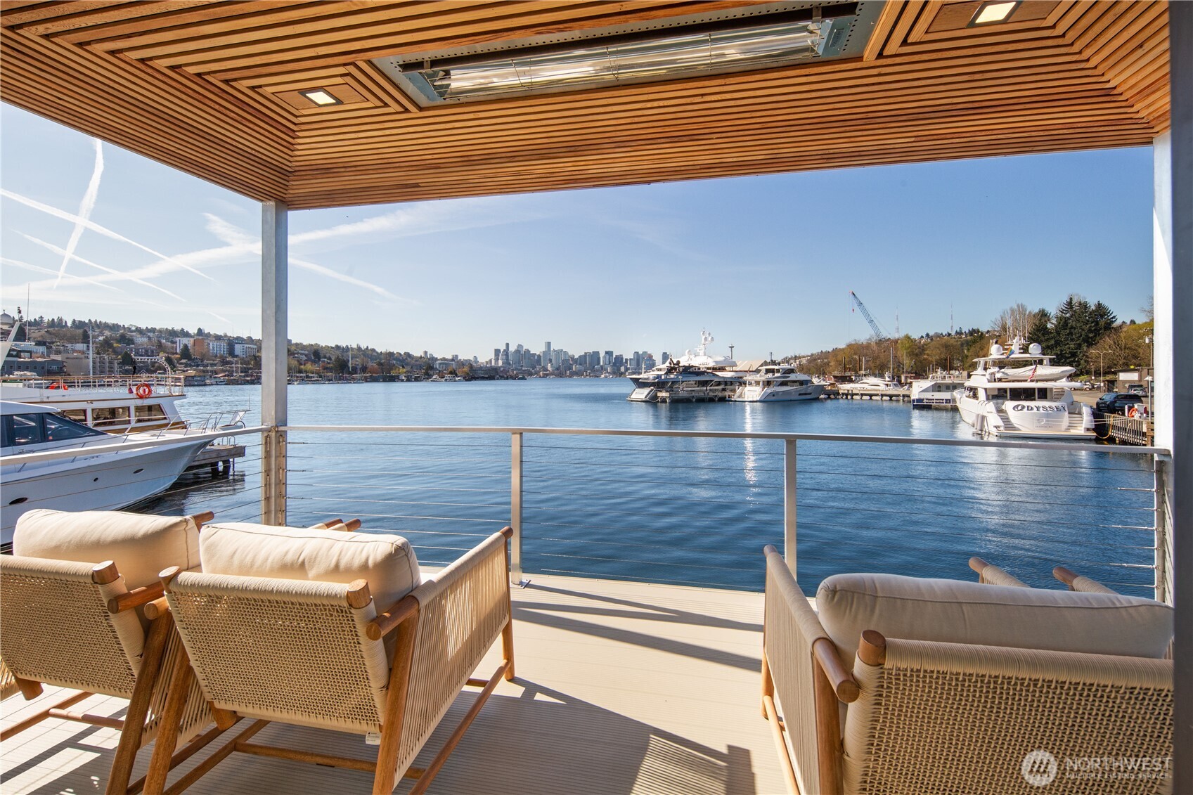 2309 N Northlake Way Unit: 13