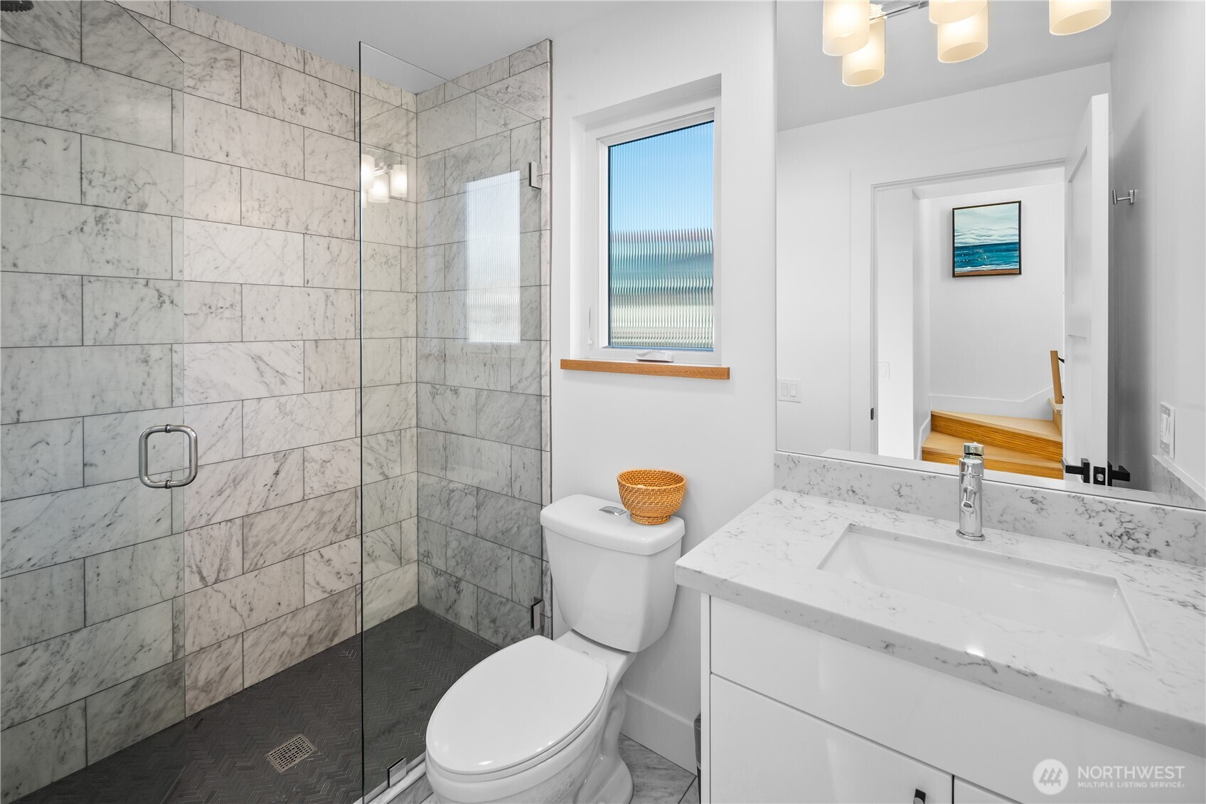2309 N Northlake Way Unit: 13