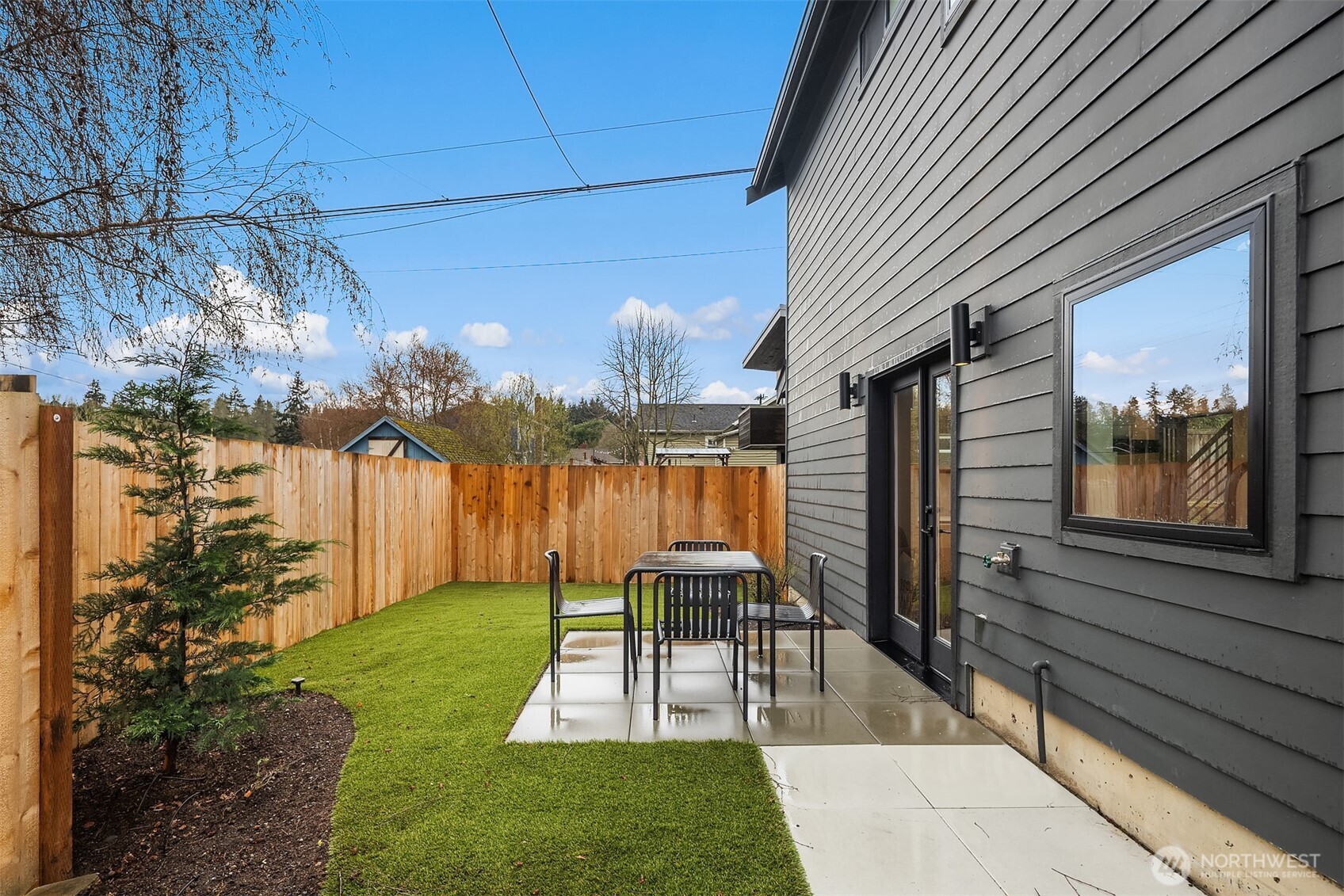 4009 33rd Avenue W Unit: B