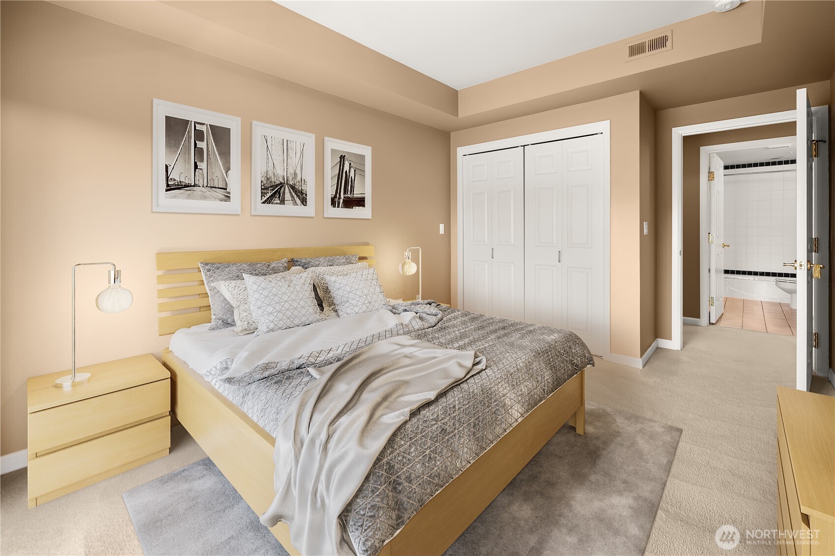 3300 Meridian Avenue N Unit: 302