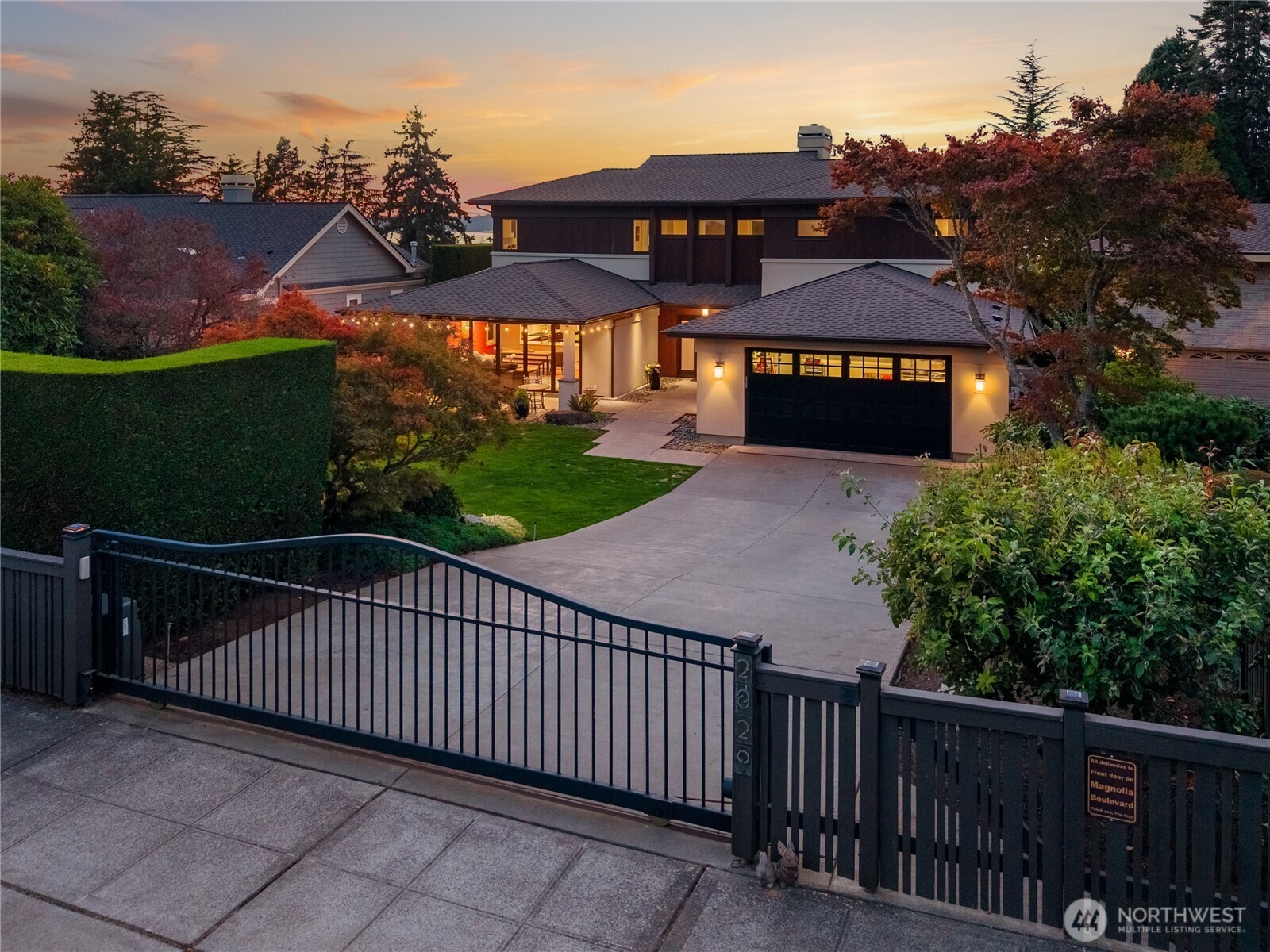 2820 Magnolia Boulevard W