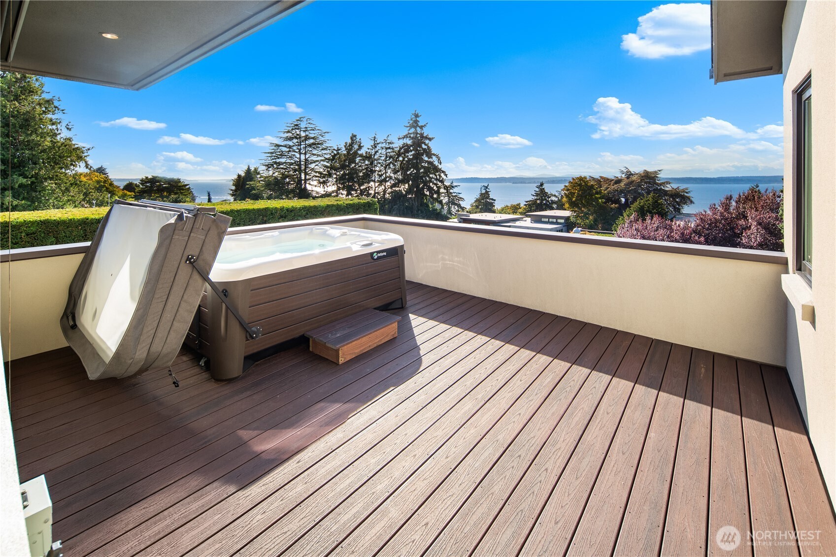 2820 Magnolia Boulevard W