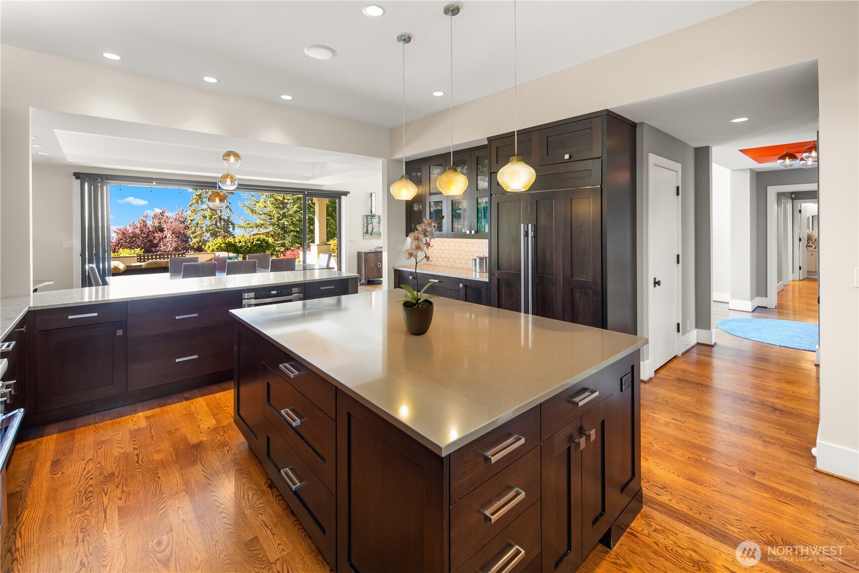 2820 Magnolia Boulevard W