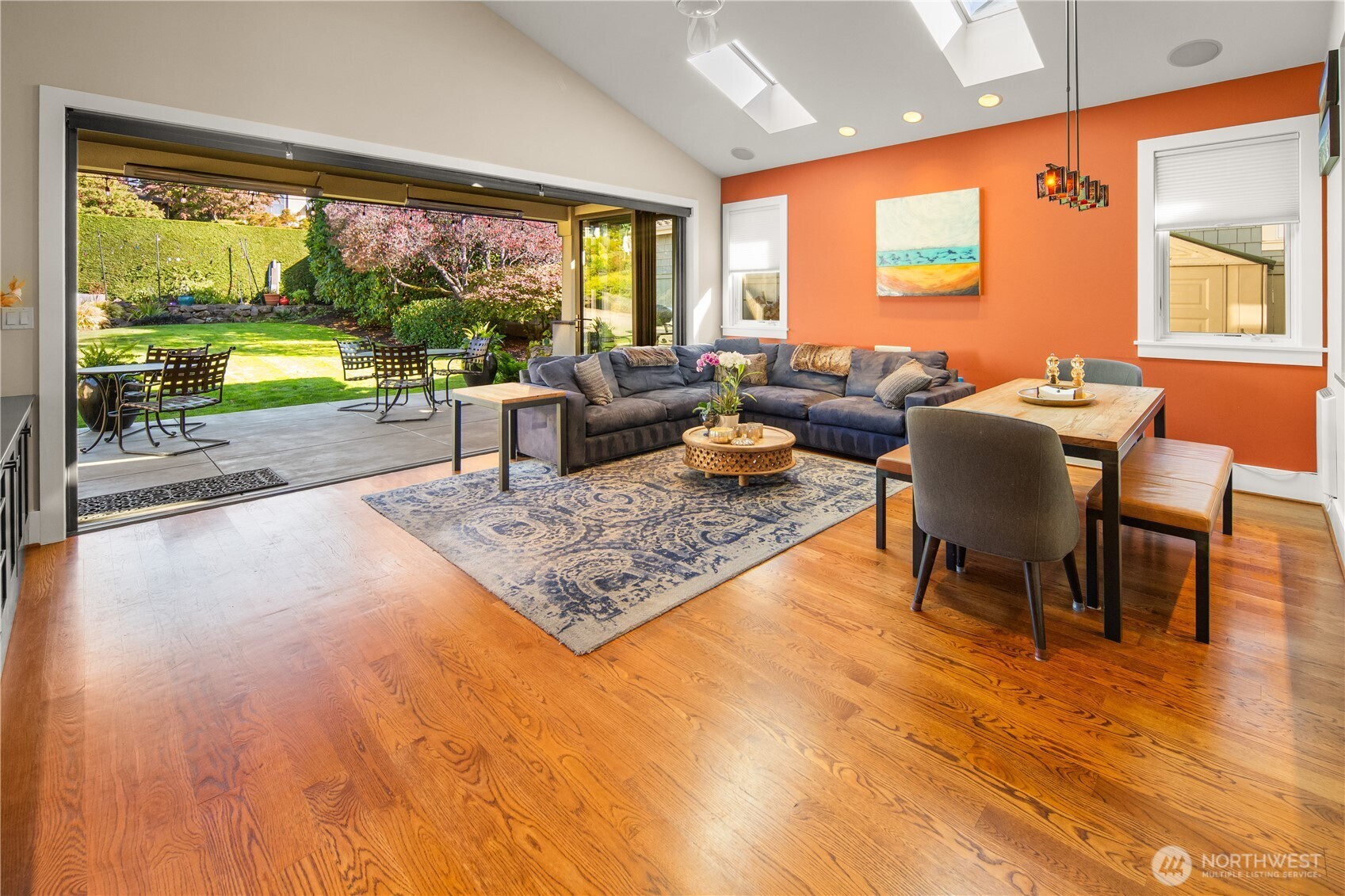 2820 Magnolia Boulevard W