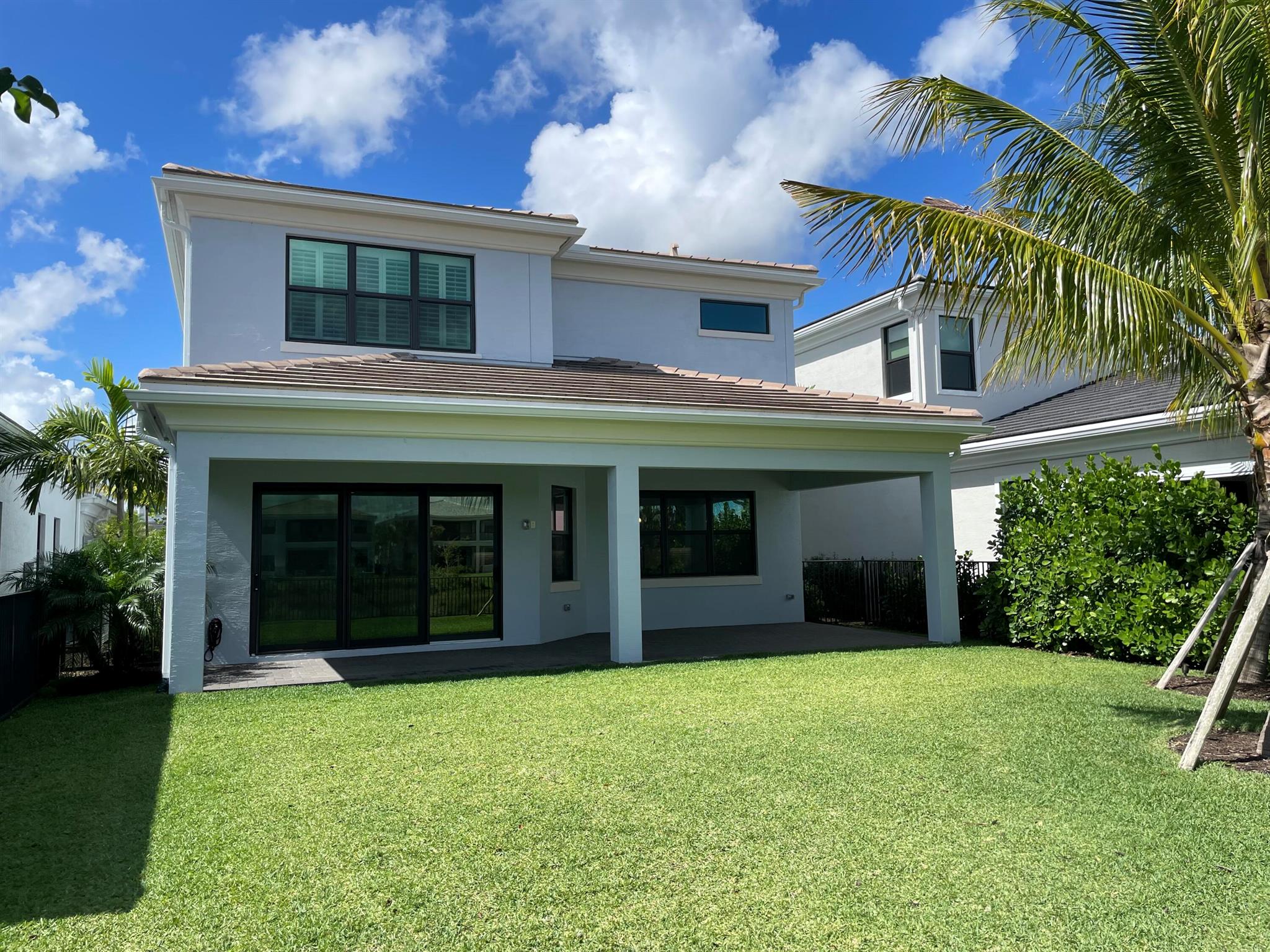 13643 Artisan Circle
