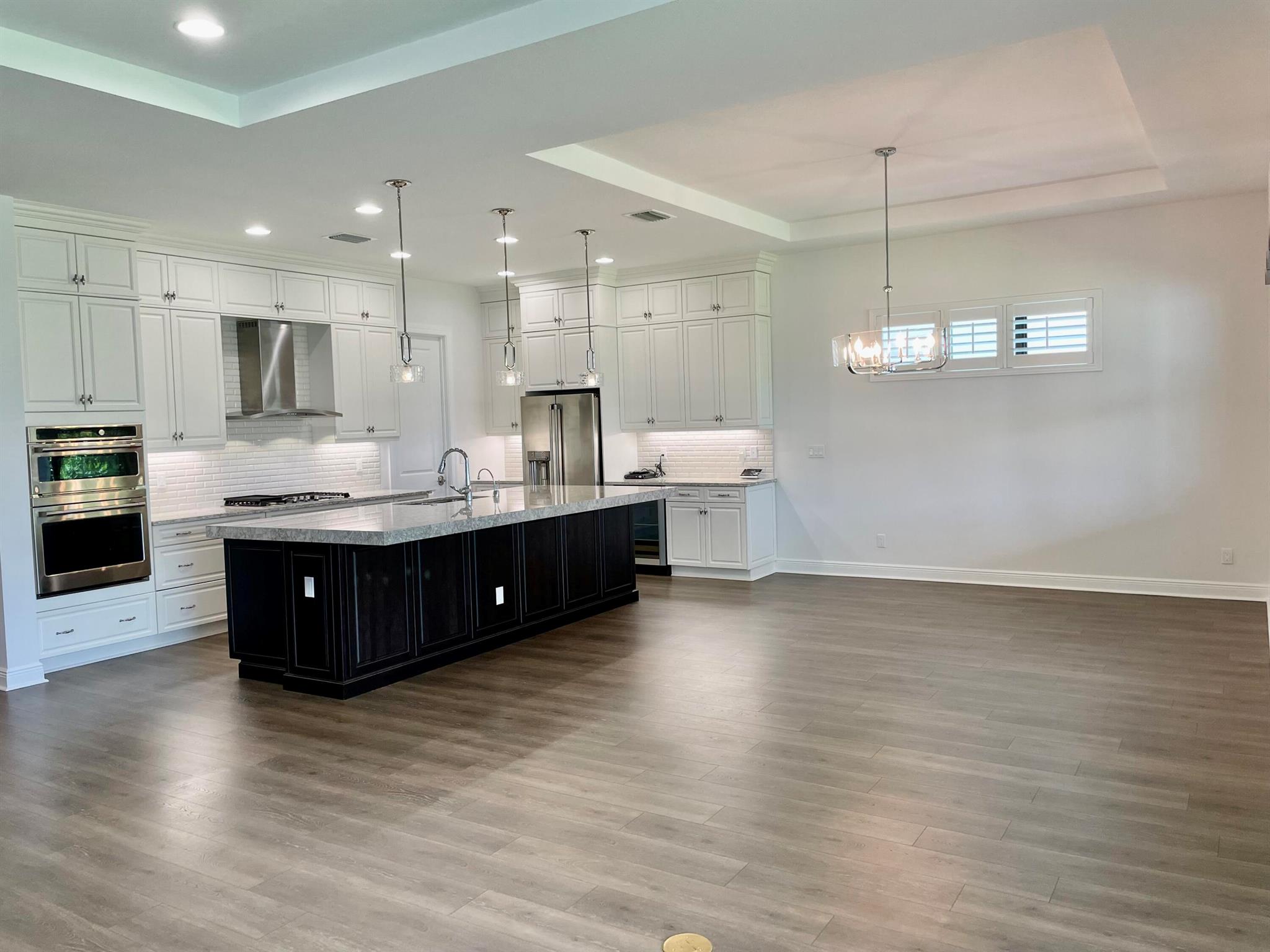 13643 Artisan Circle