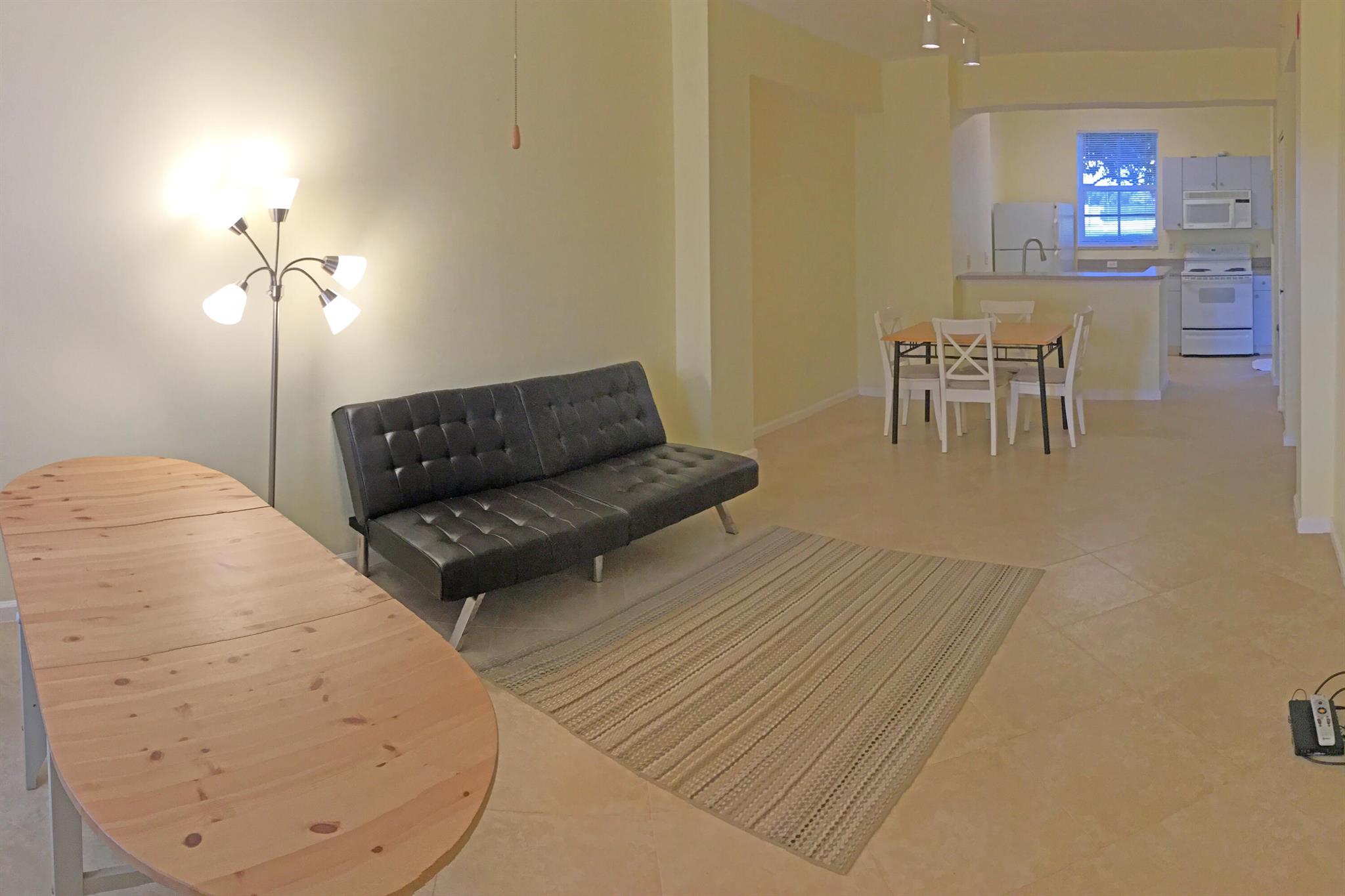 1054 University Boulevard 10