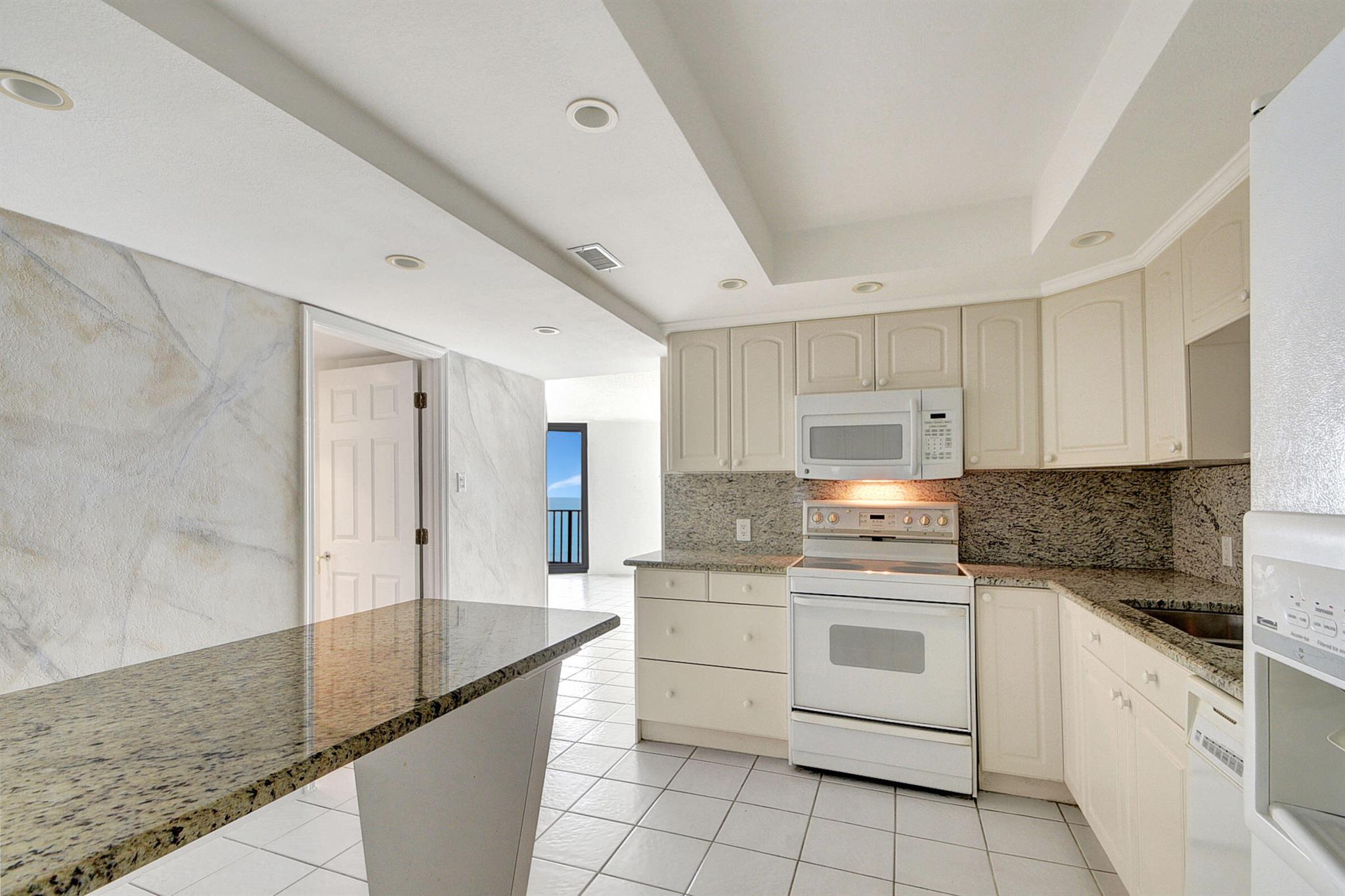 5420 N Ocean Drive 1801