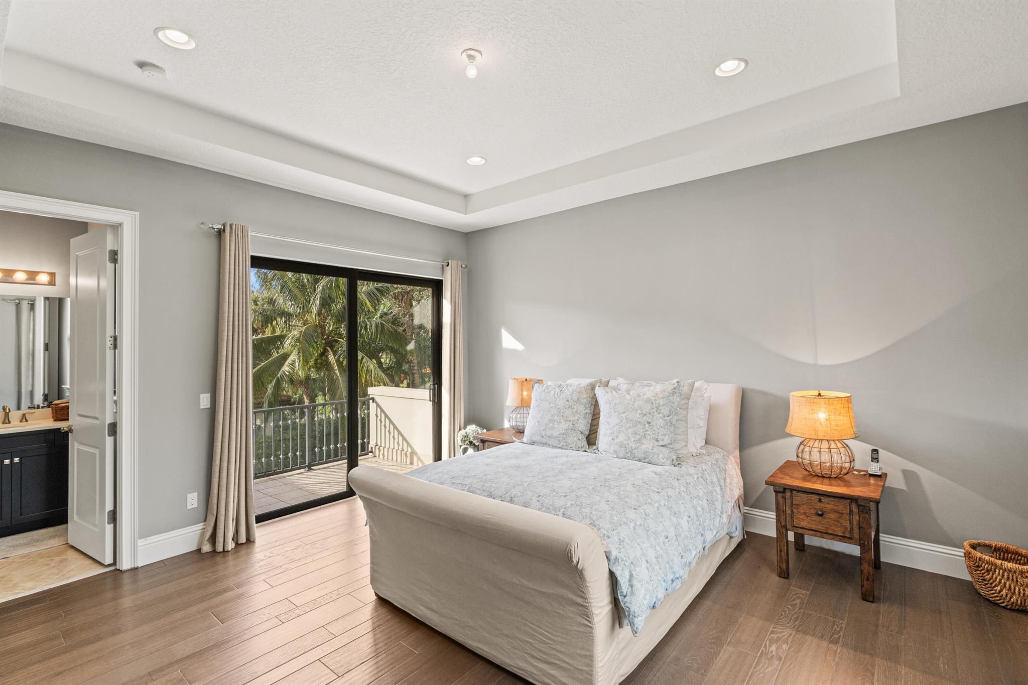 225 Gardenia Isle Drive