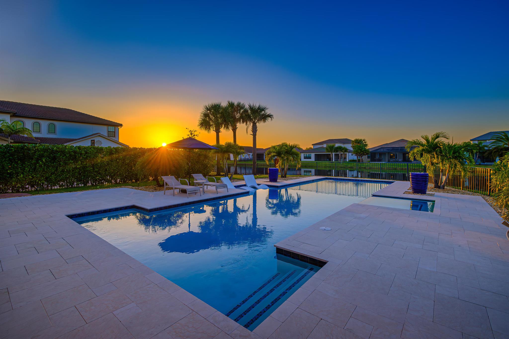 121 Echelon Crest Trail