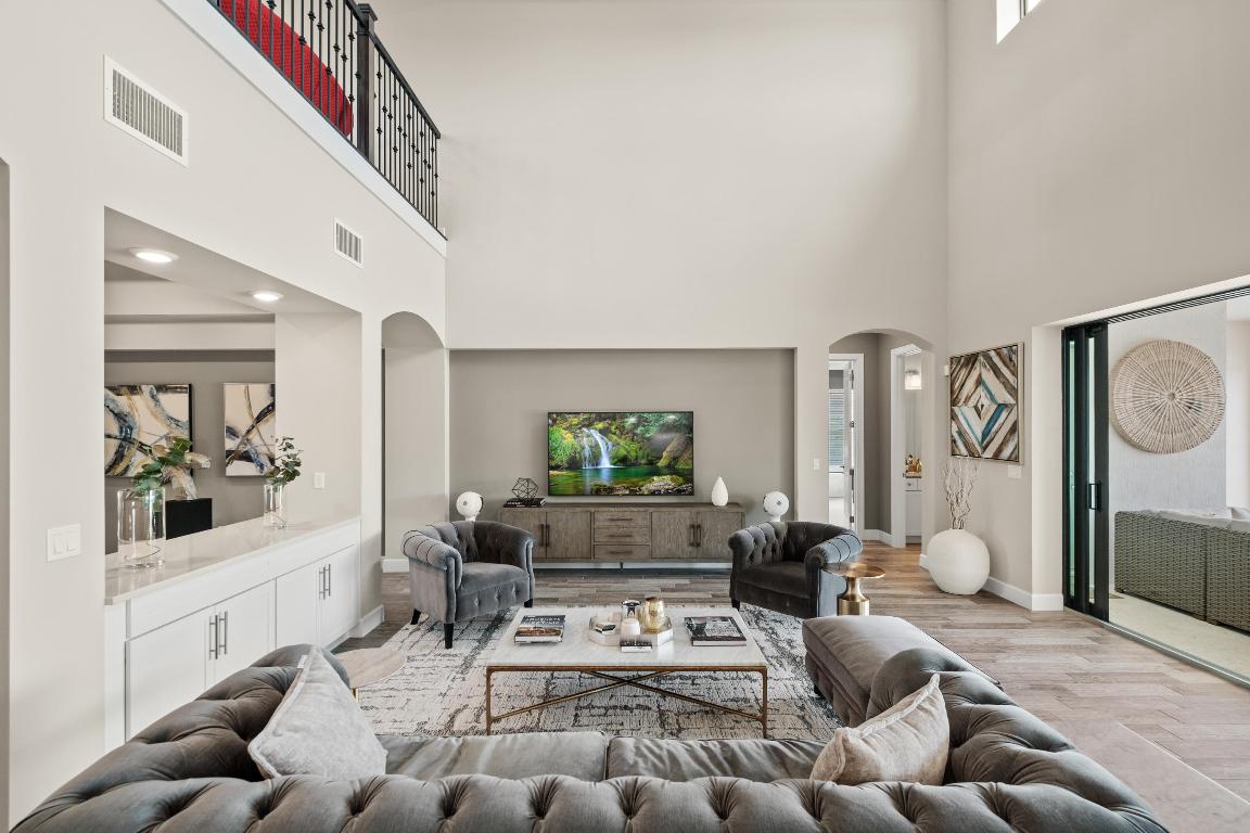 121 Echelon Crest Trail