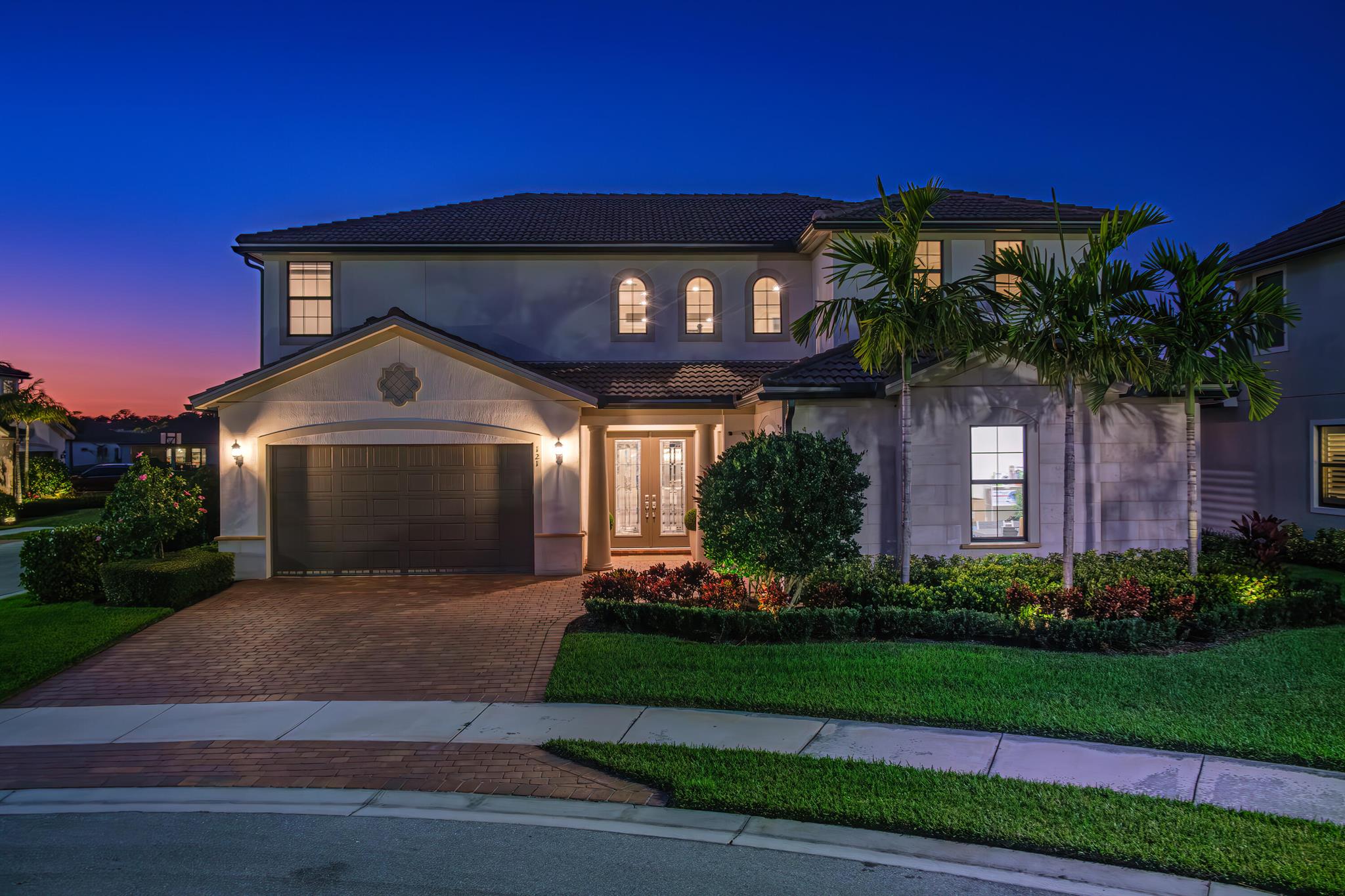 121 Echelon Crest Trail