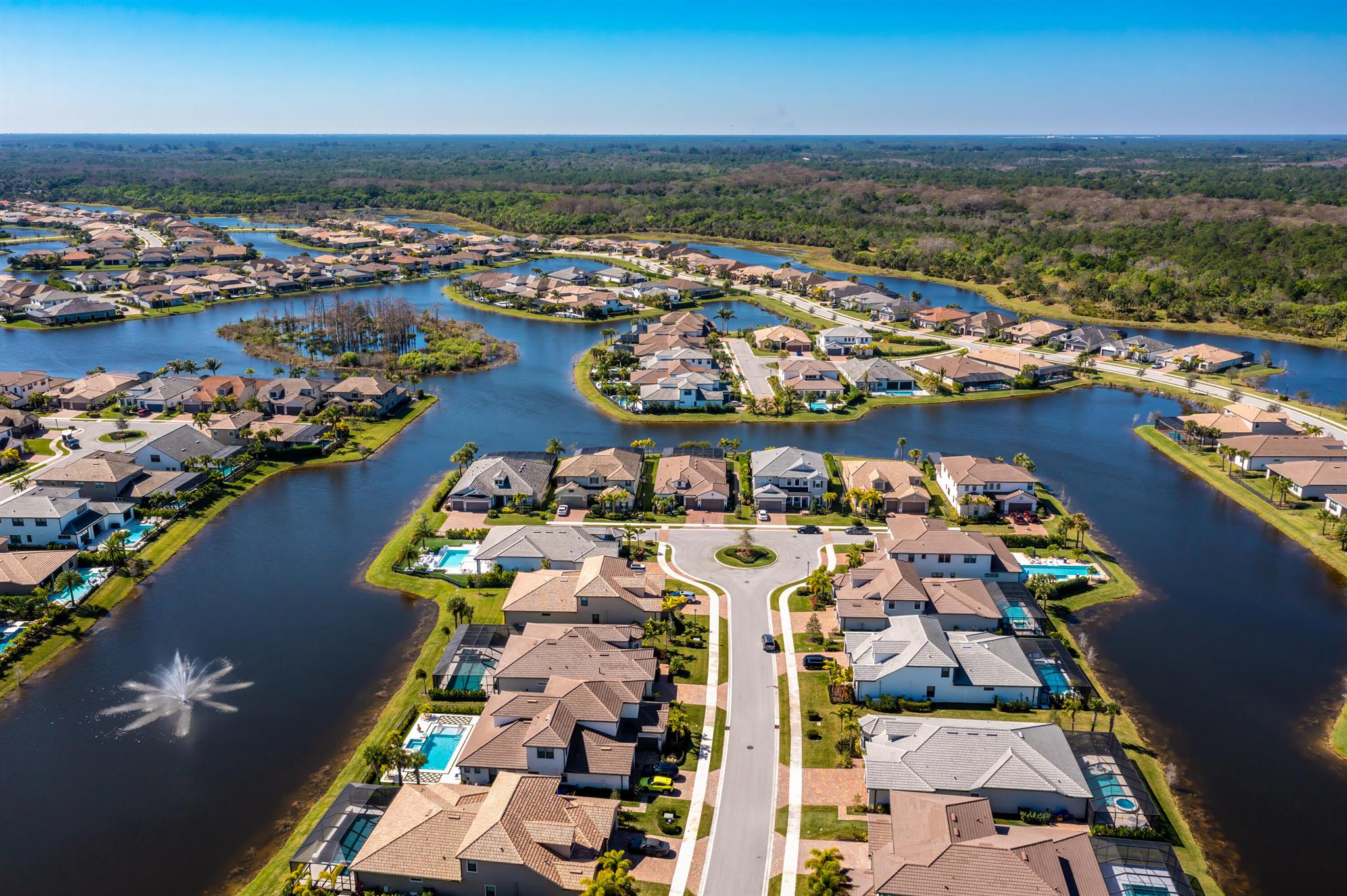 121 Echelon Crest Trail