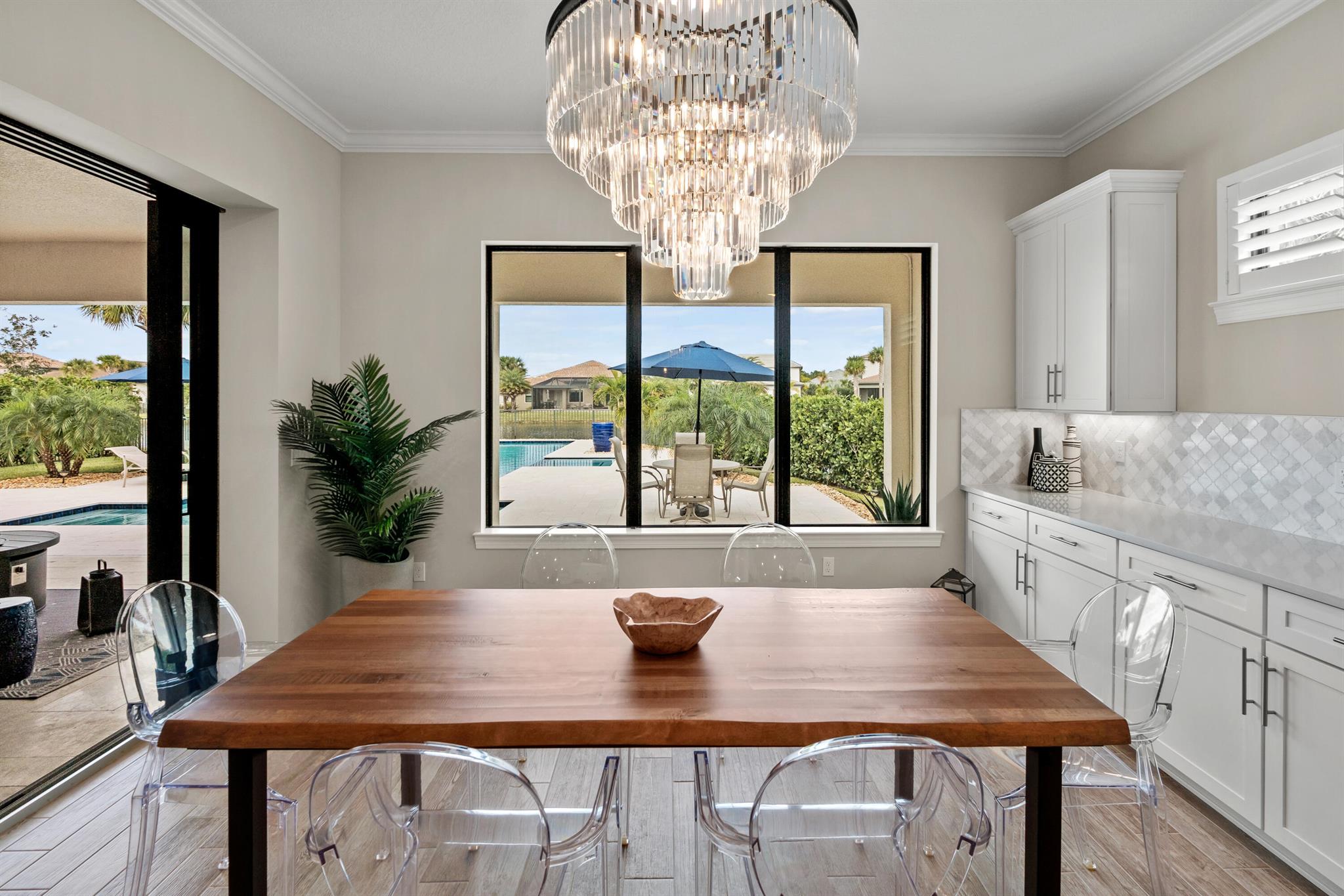 121 Echelon Crest Trail