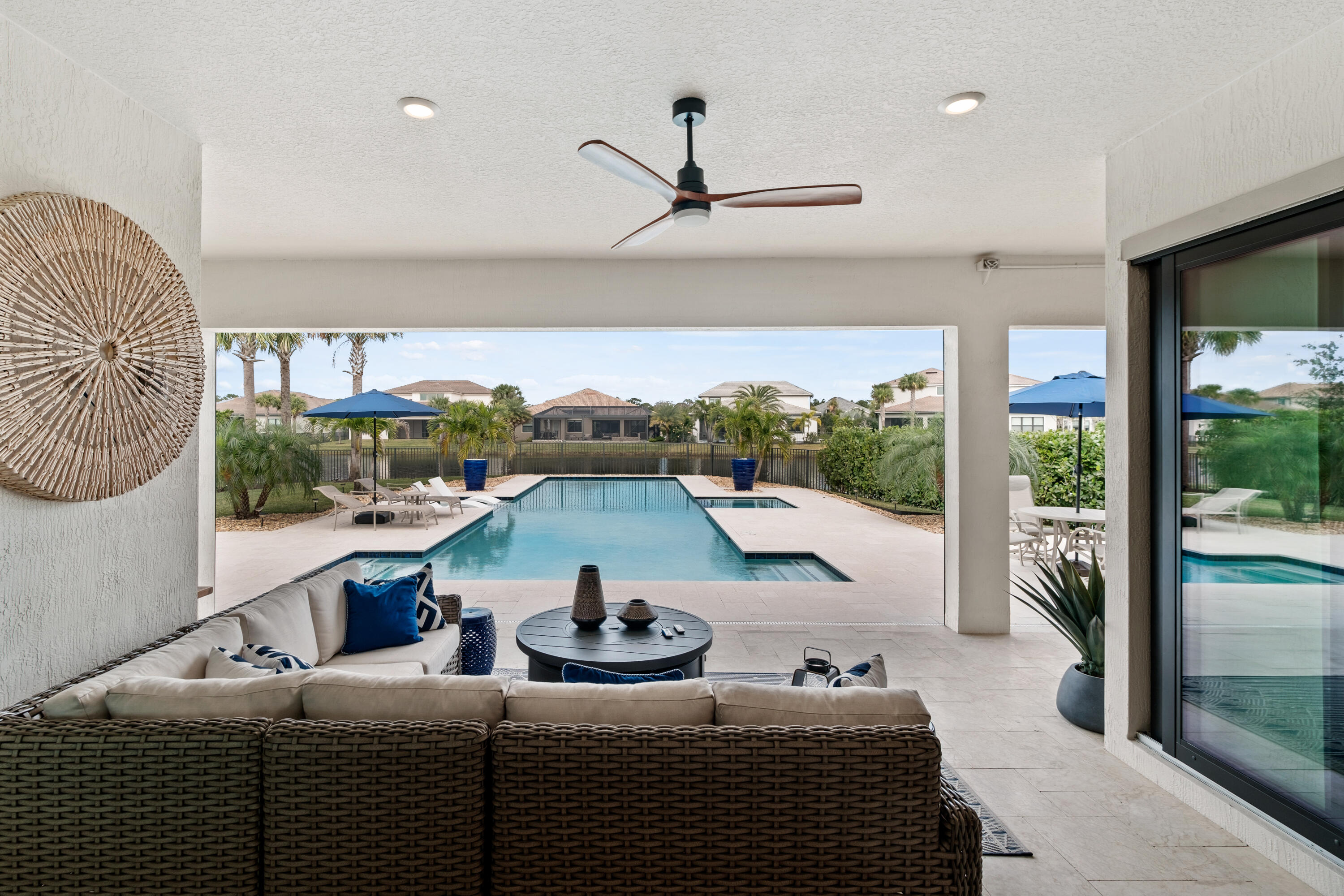 121 Echelon Crest Trail