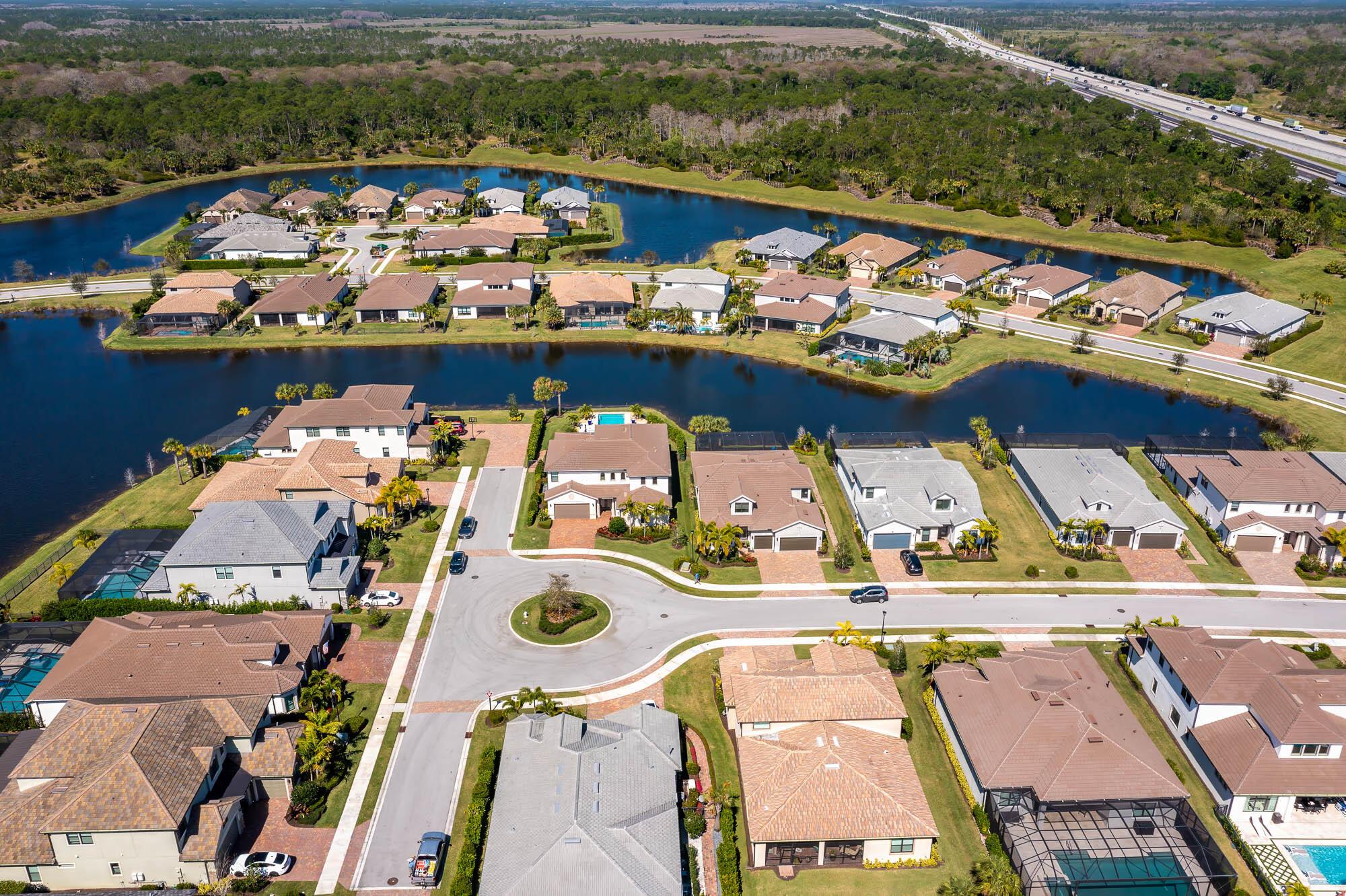 121 Echelon Crest Trail