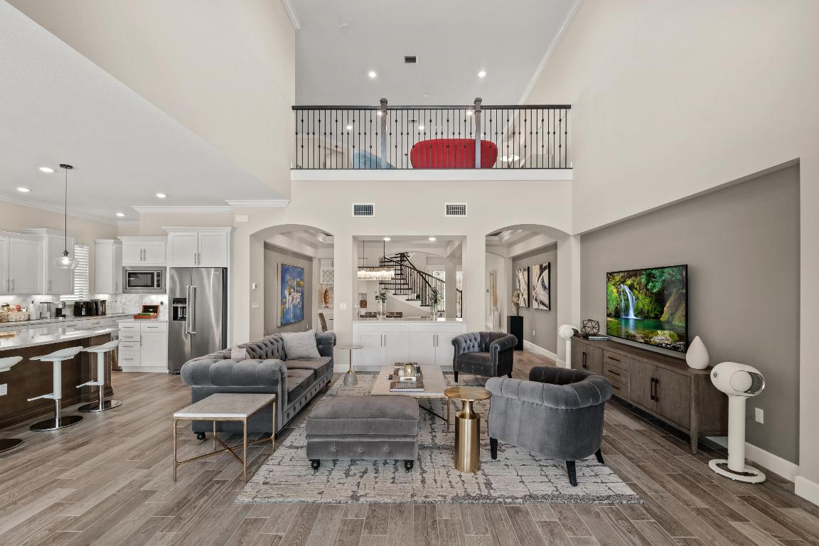 121 Echelon Crest Trail