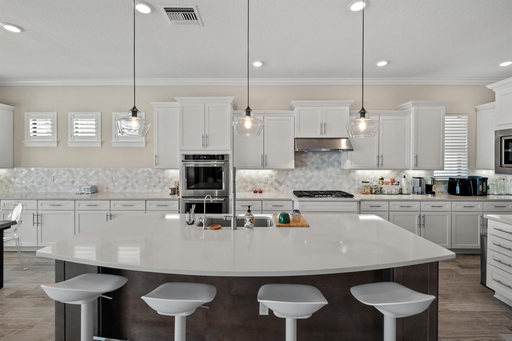 121 Echelon Crest Trail