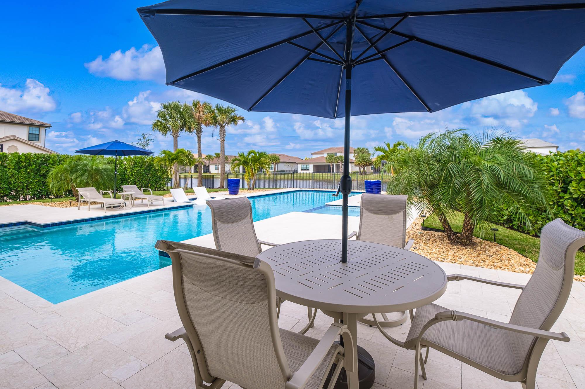 121 Echelon Crest Trail