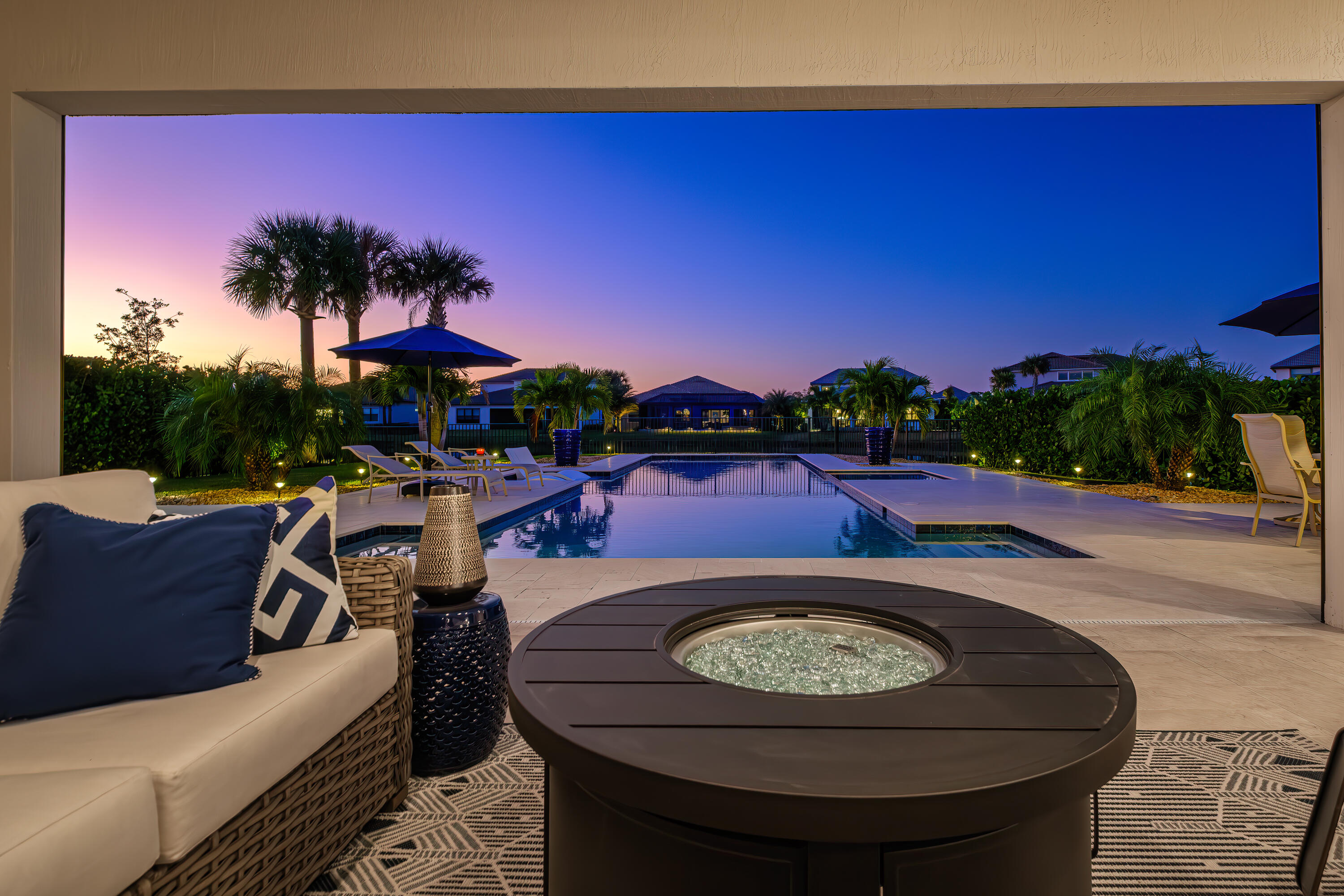 121 Echelon Crest Trail