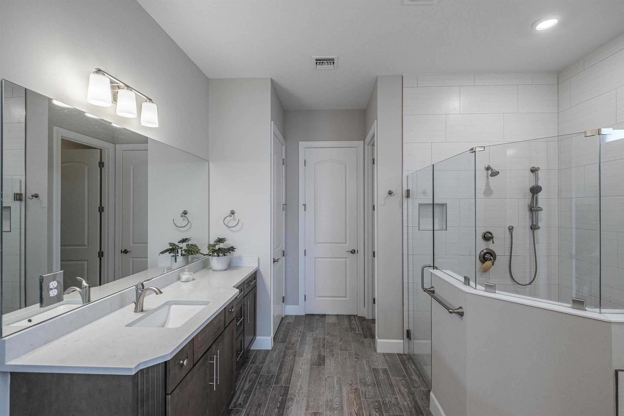 121 Echelon Crest Trail