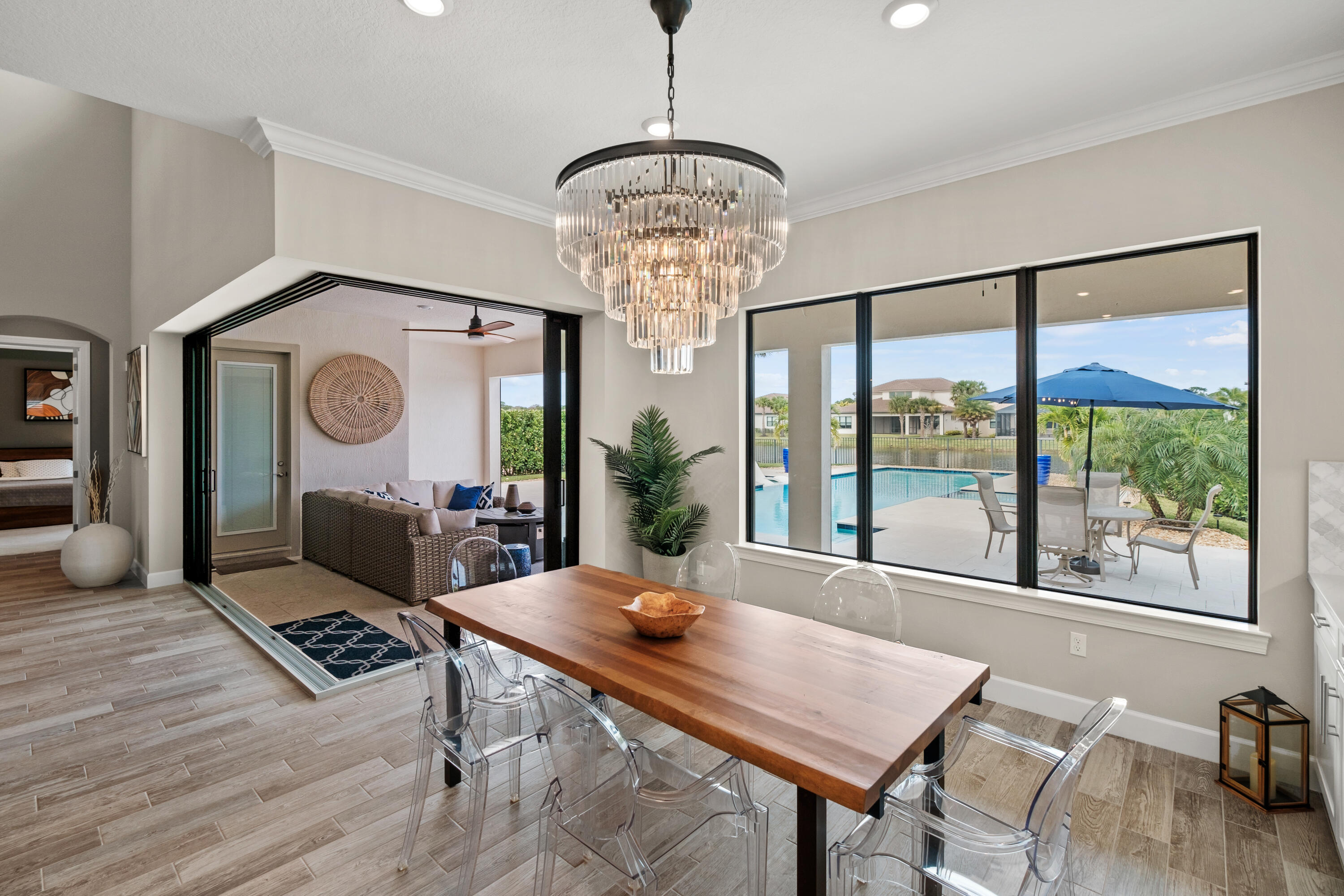 121 Echelon Crest Trail