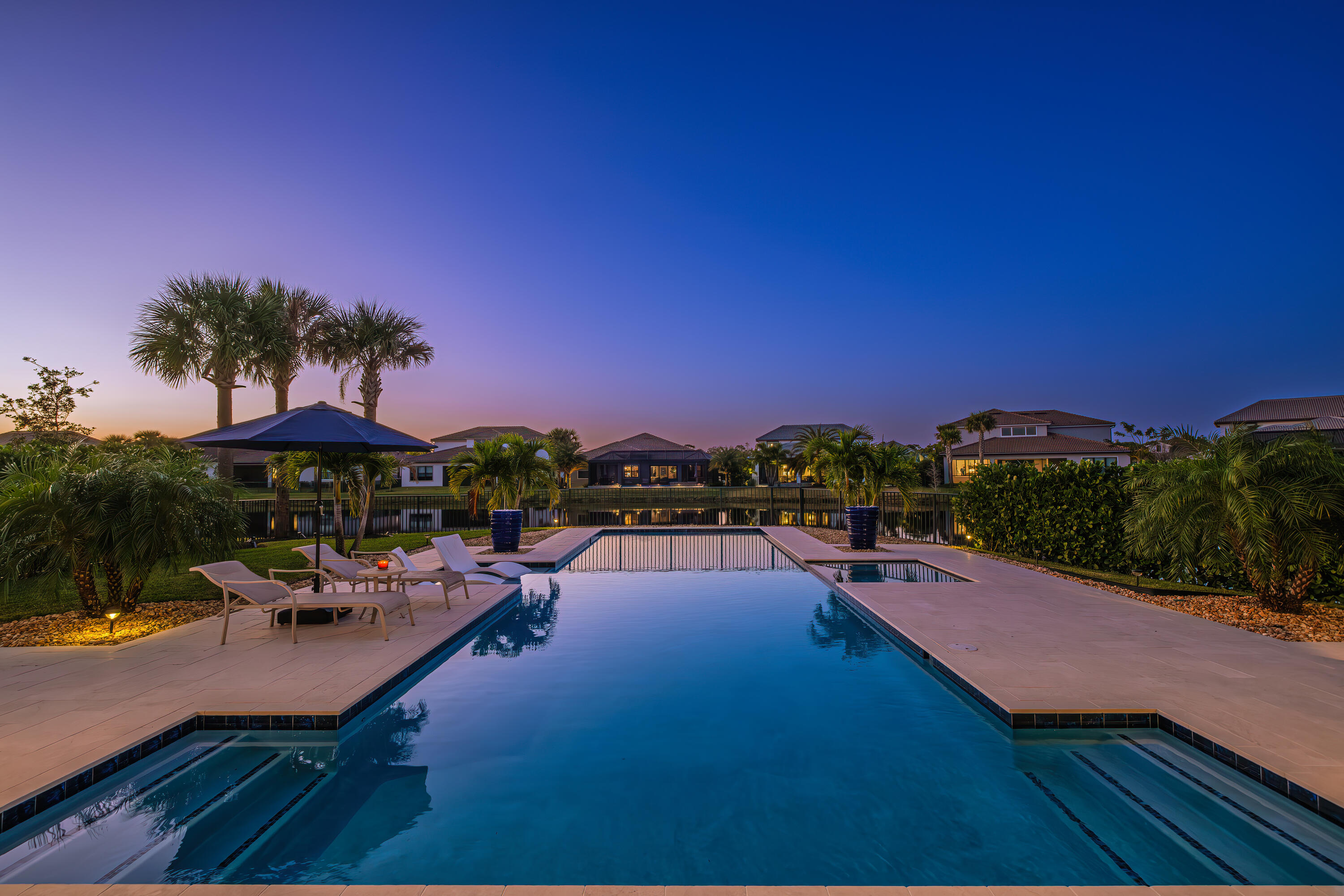 121 Echelon Crest Trail