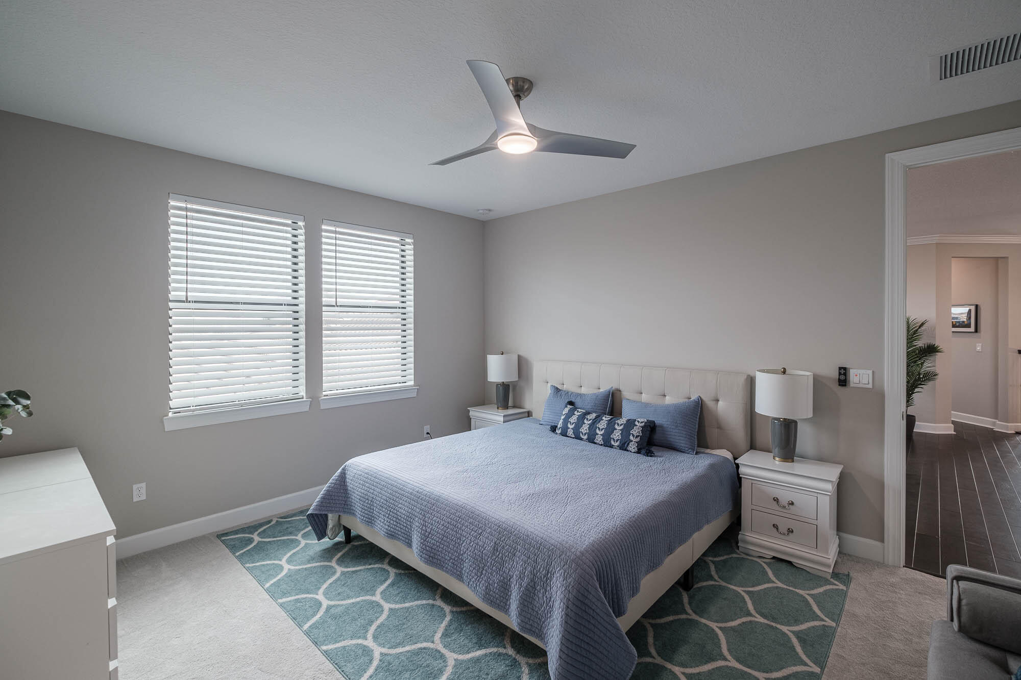 121 Echelon Crest Trail