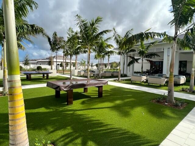 10082 Timber Creek Way